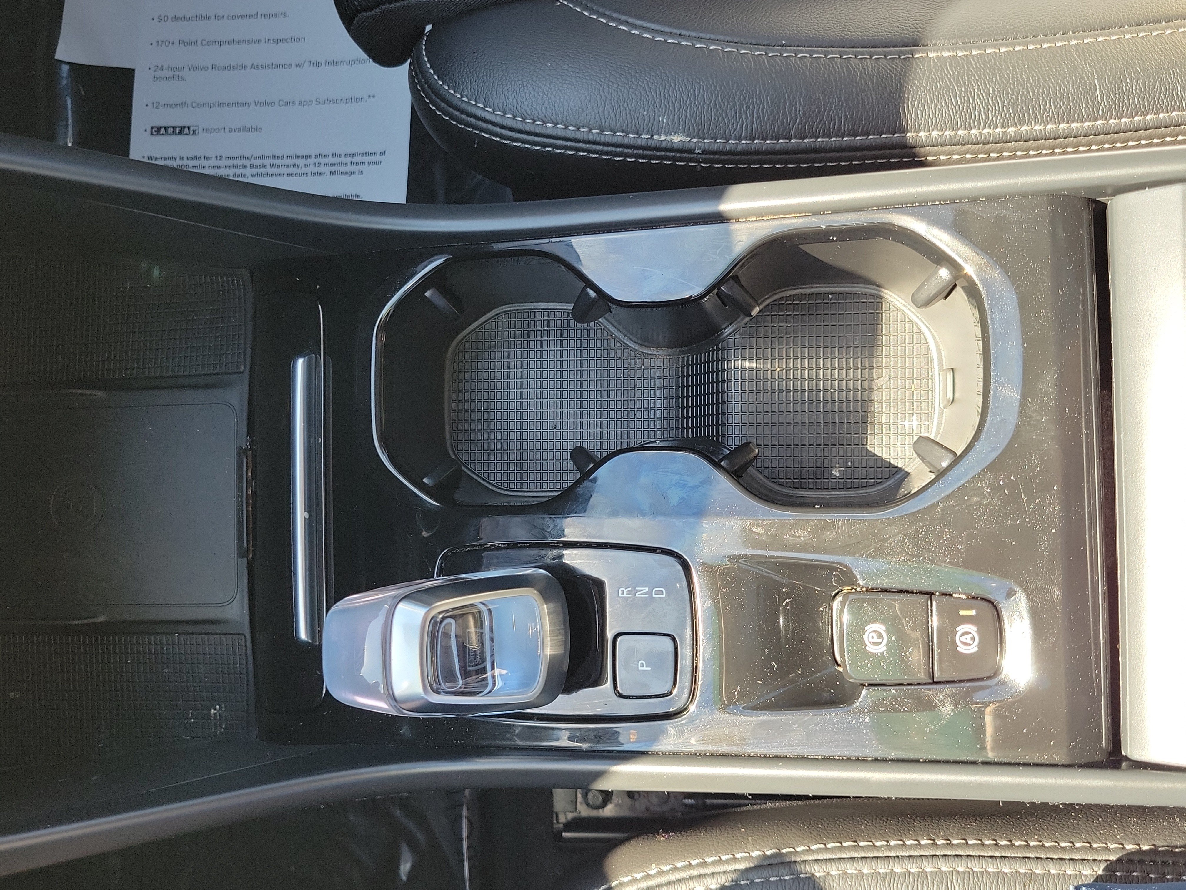 2023 Volvo XC40 Plus - Photo 29