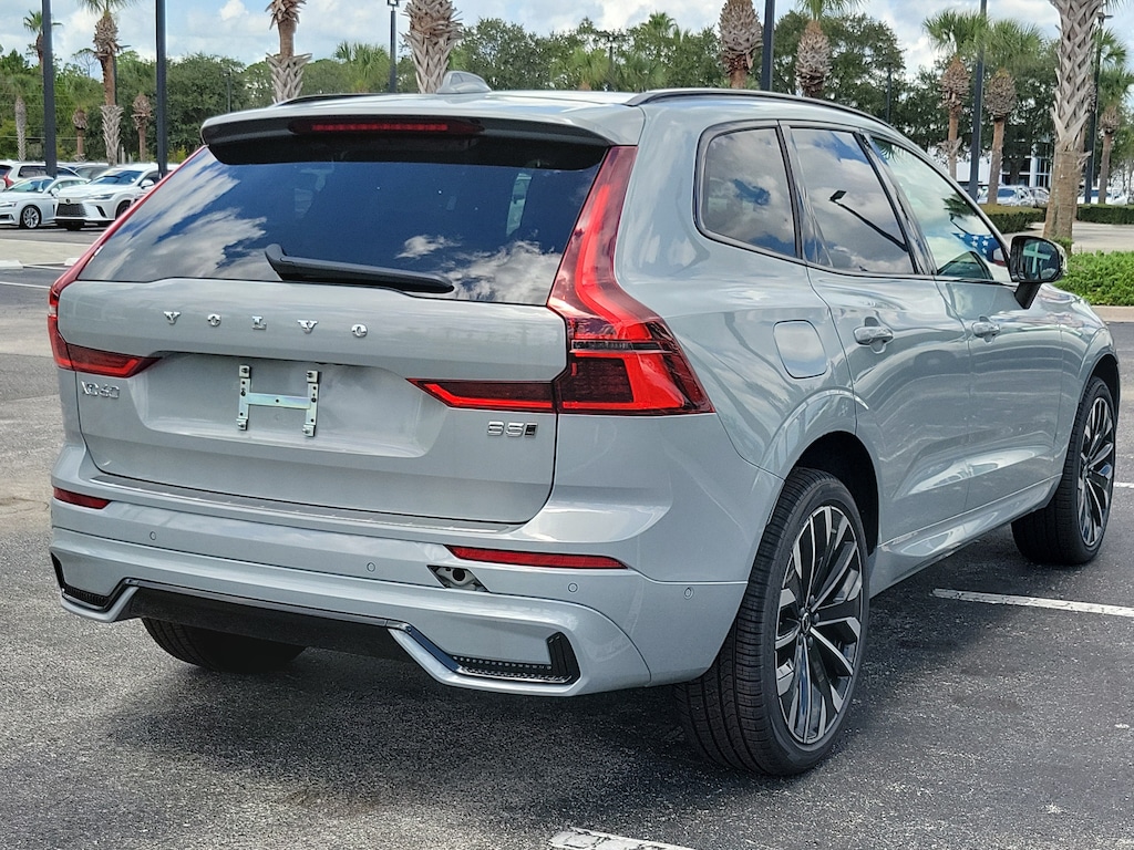 New 2026 Volvo XC60 B5 Ultra SUV