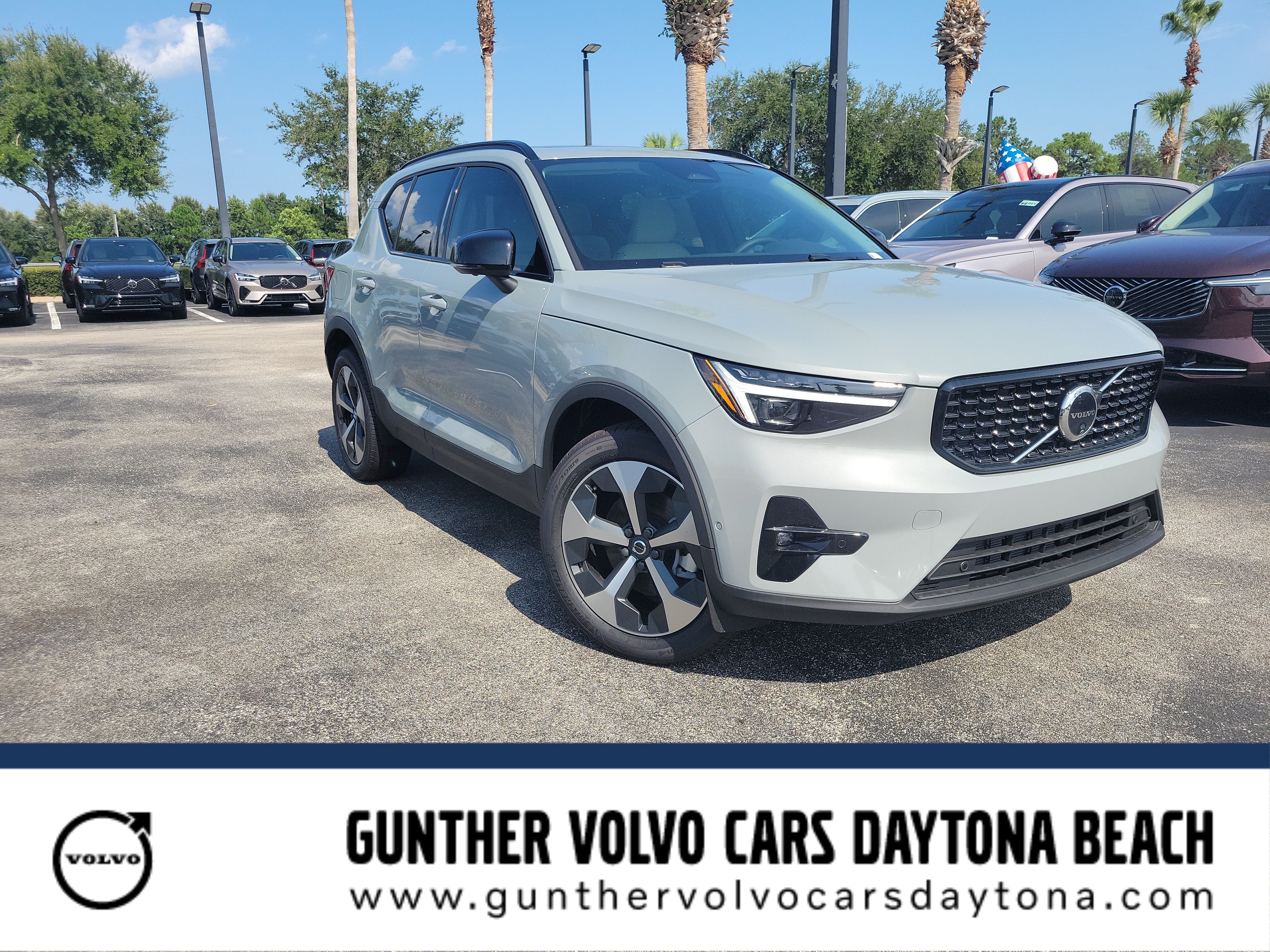 New 2026 Volvo XC40 B5 Plus SUV