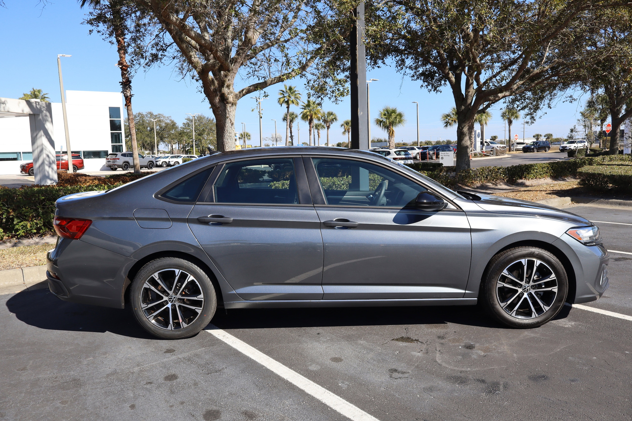 2022 Volkswagen Jetta Sport - Photo 9