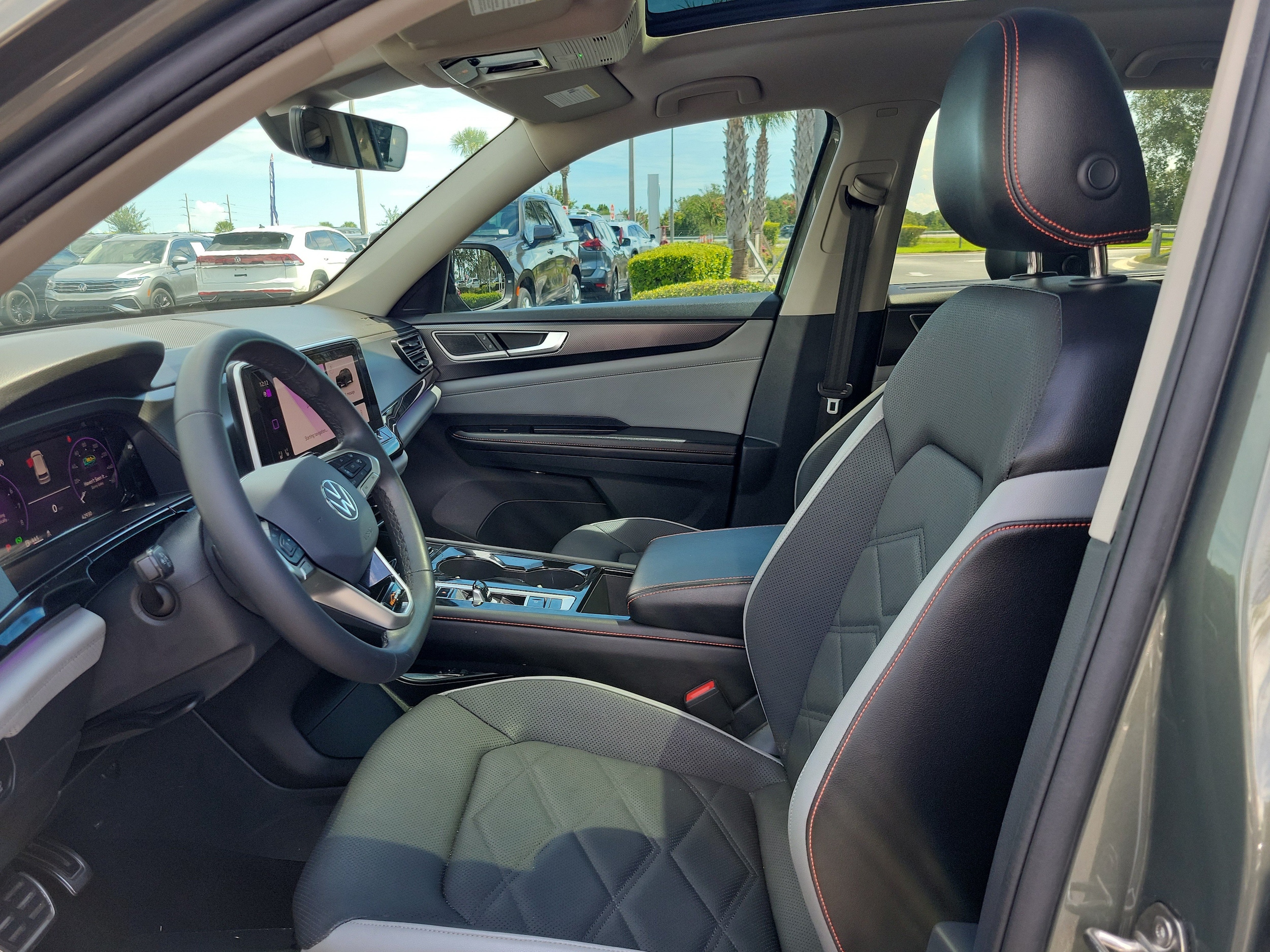 2024 Volkswagen Atlas Atlas Peak Edition - Photo 19