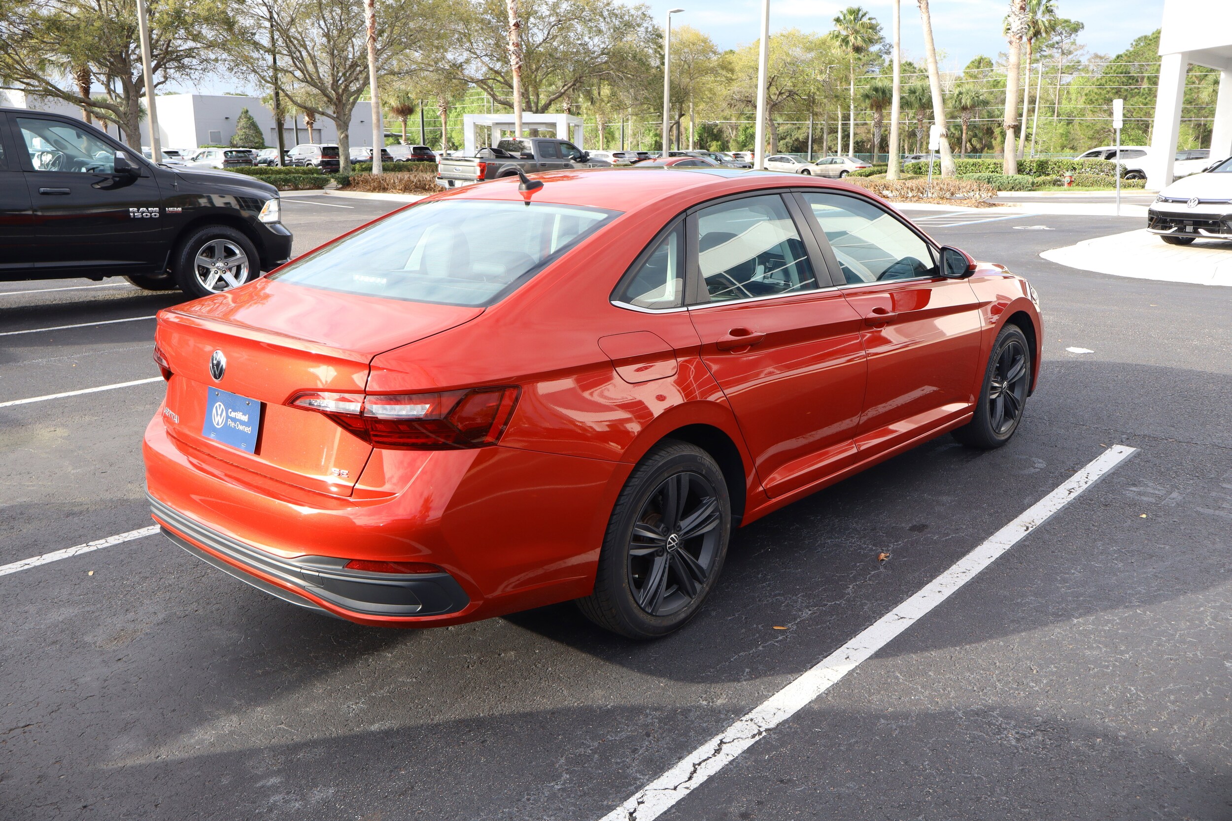 2022 Volkswagen Jetta SE - Photo 10