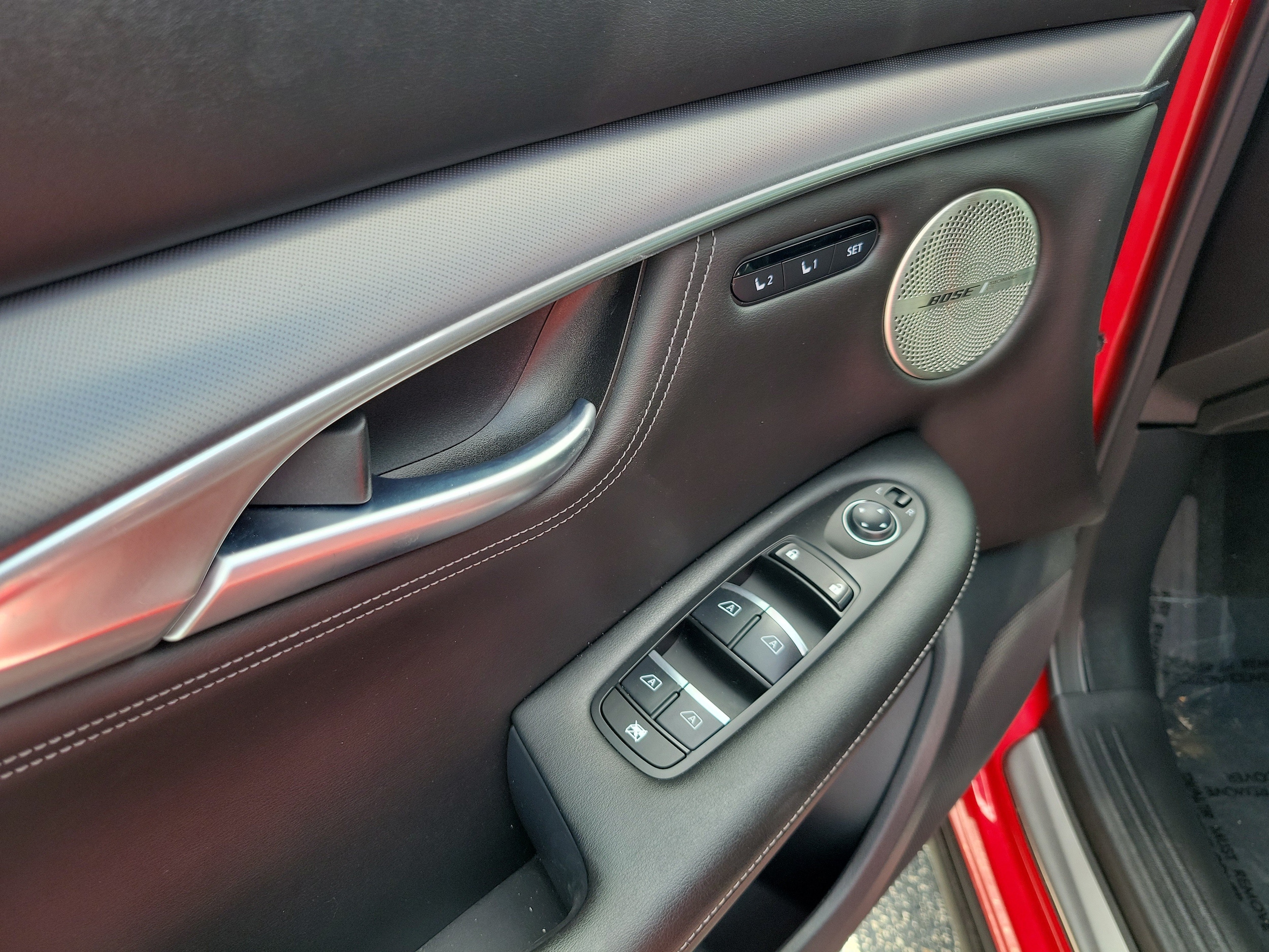 2022 INFINITI QX55 Essential - Photo 17