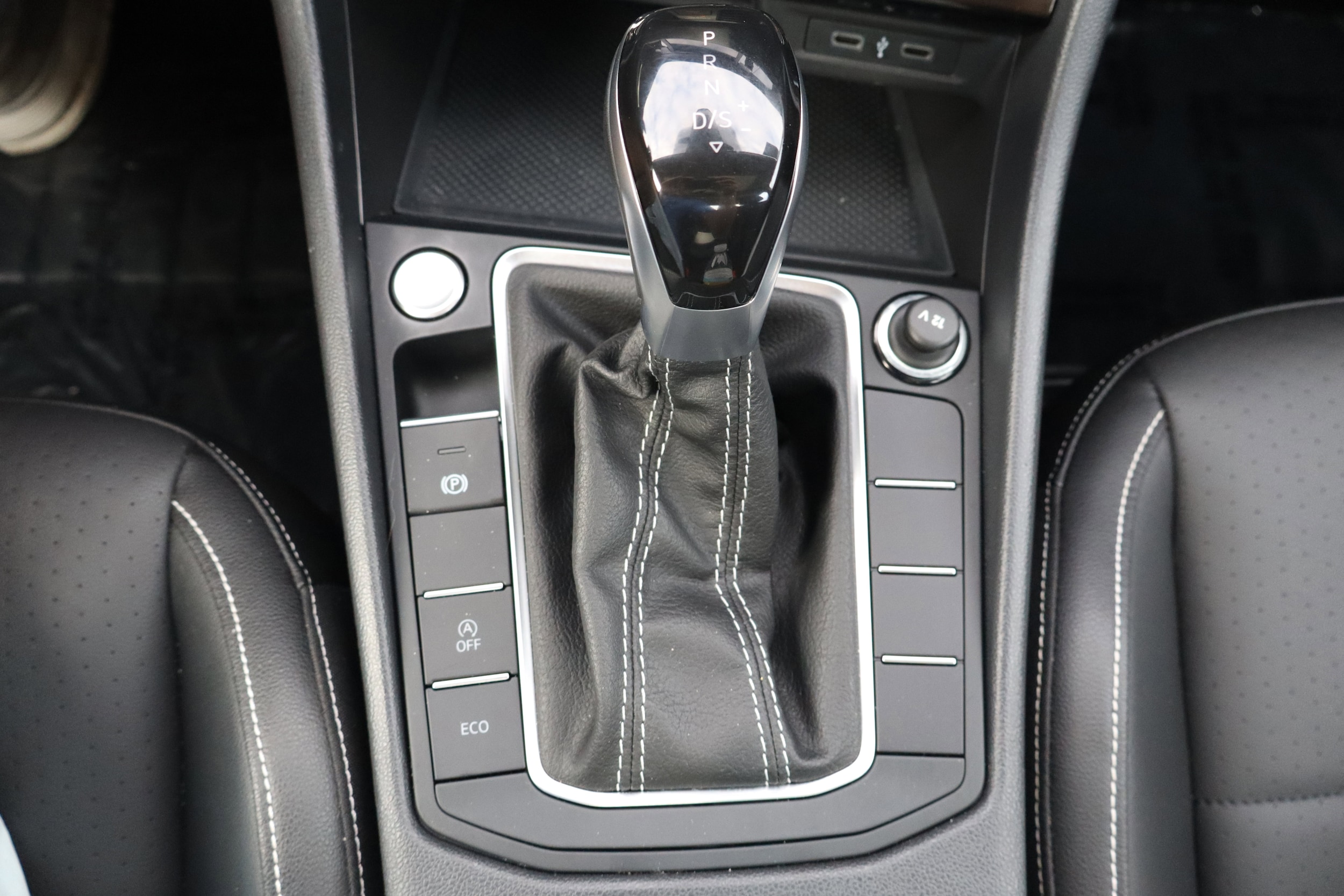 2022 Volkswagen Jetta SE - Photo 21