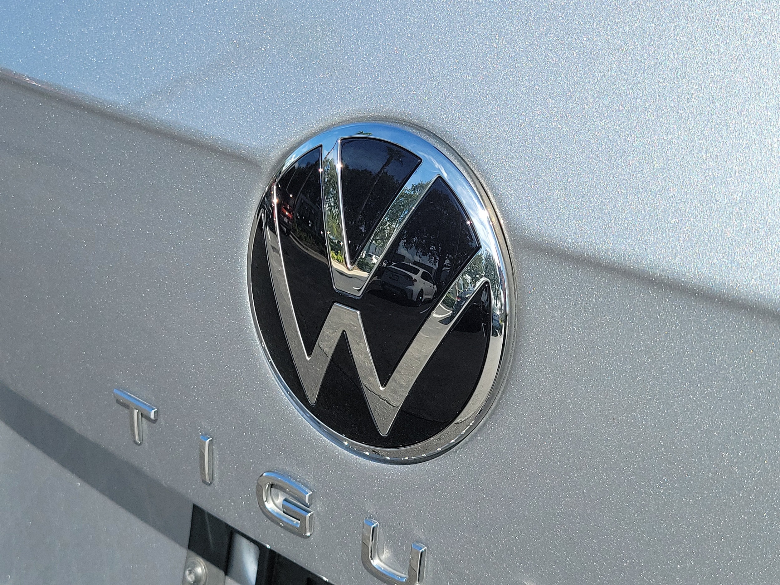 2024 Volkswagen Tiguan SE - Photo 6