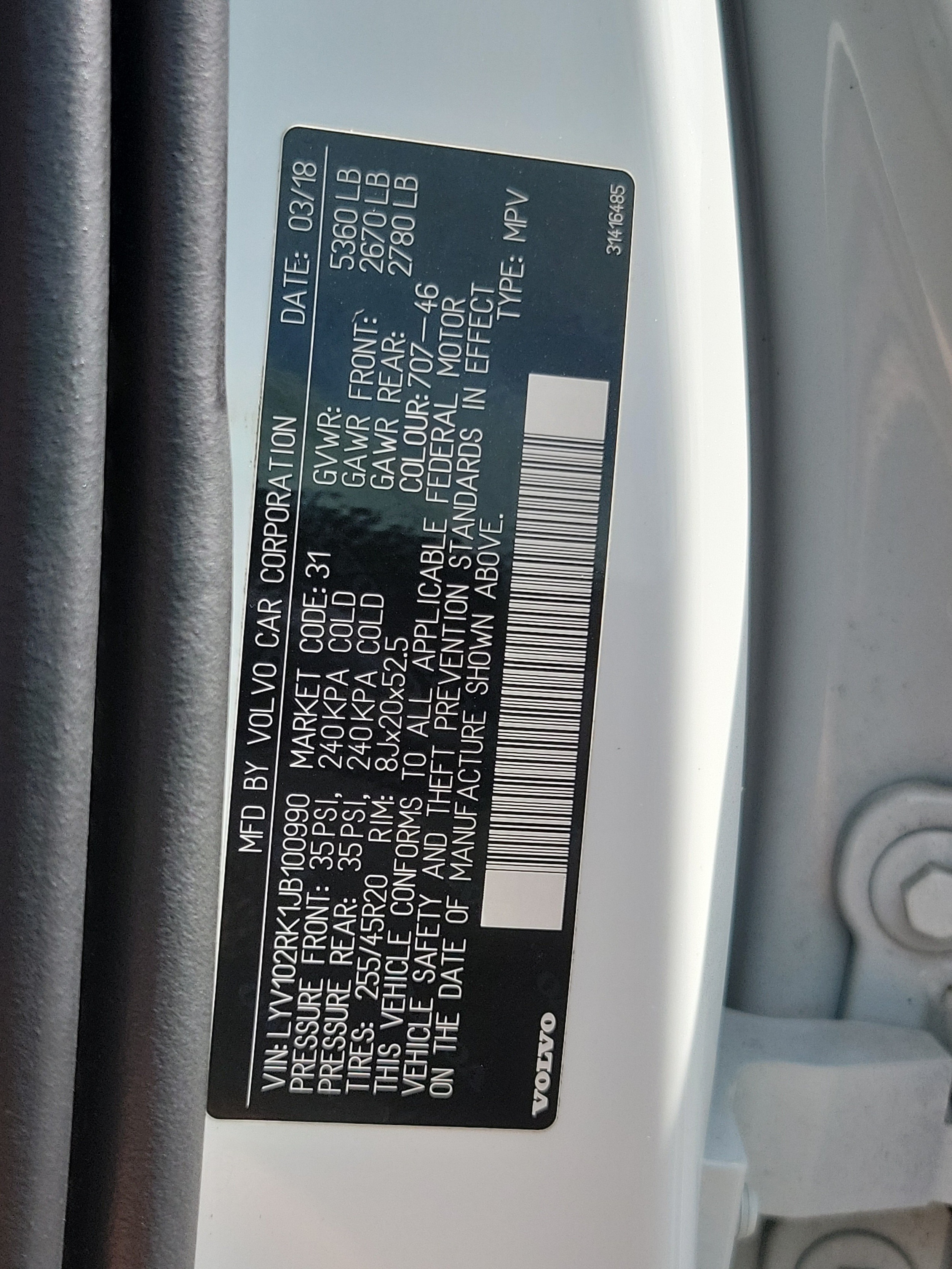 2018 Volvo XC60 Momentum - Photo 27