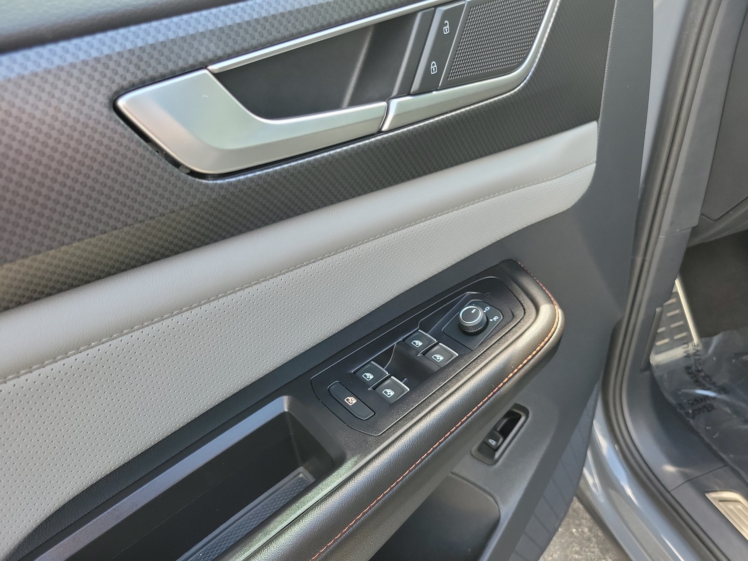 2024 Volkswagen Atlas Atlas Peak Edition - Photo 13
