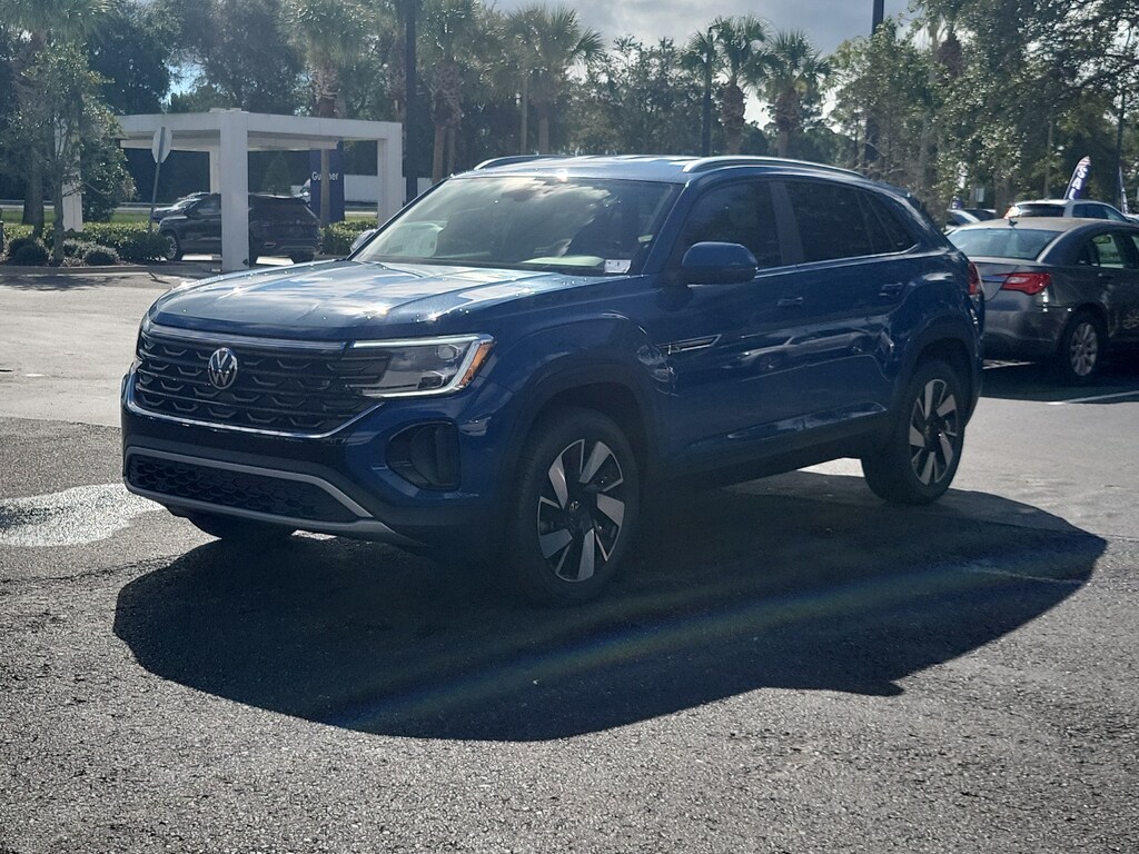 New 2026 Volkswagen Atlas Cross Sport SE w/Technology SUV