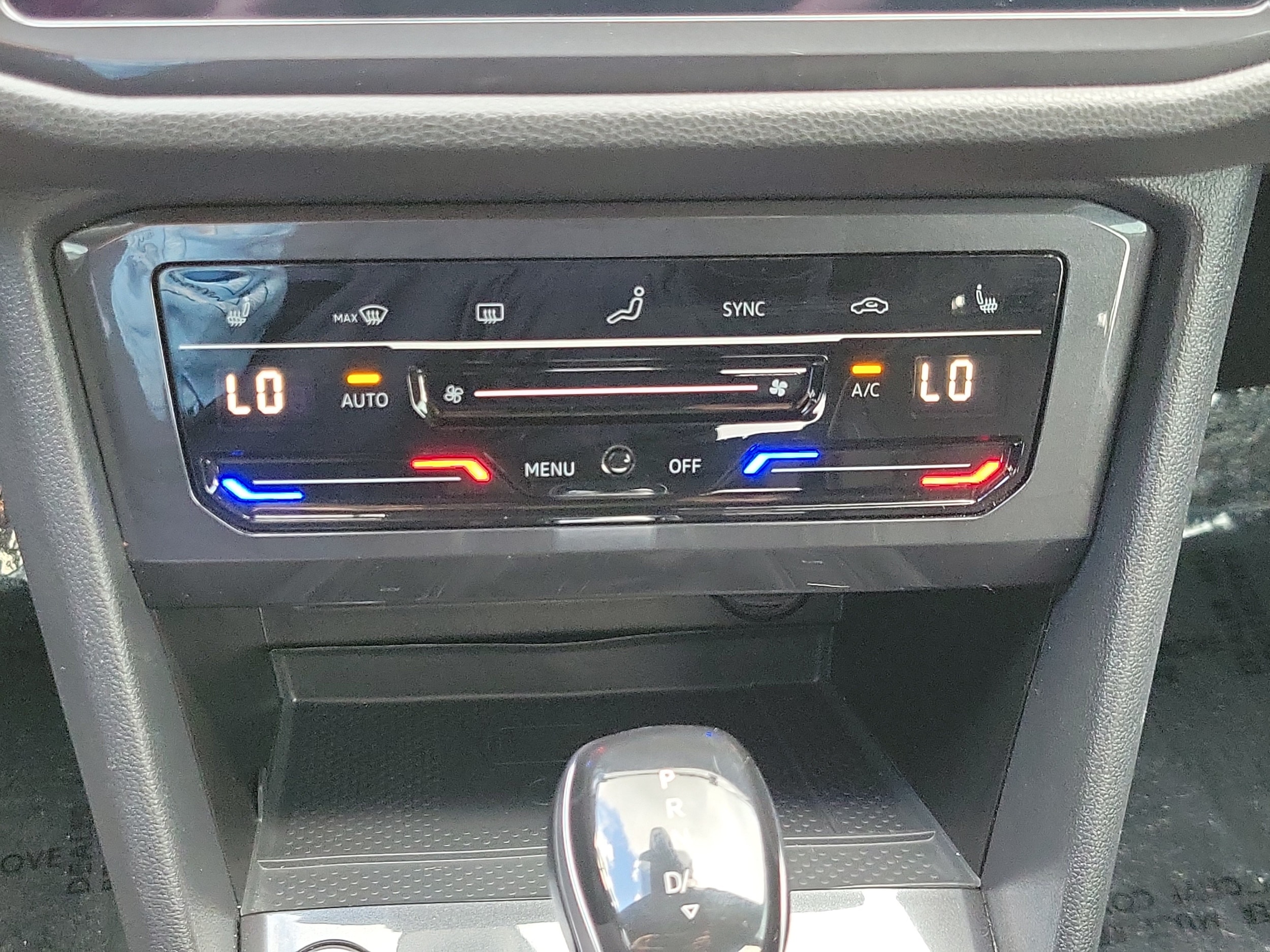 2023 Volkswagen Tiguan SE R-LINE BLACK - Photo 24