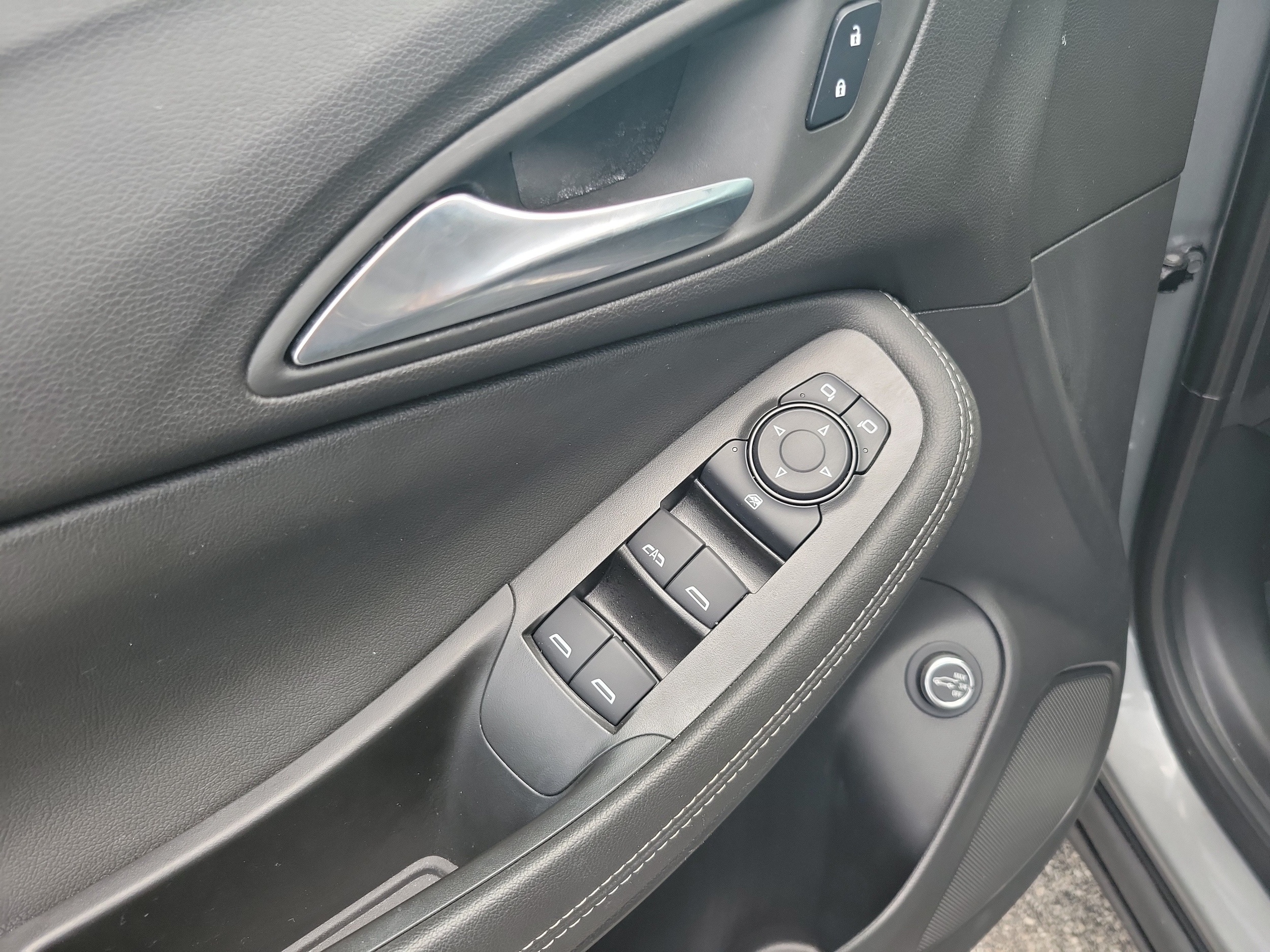 2025 Buick Encore GX Preferred - Photo 12