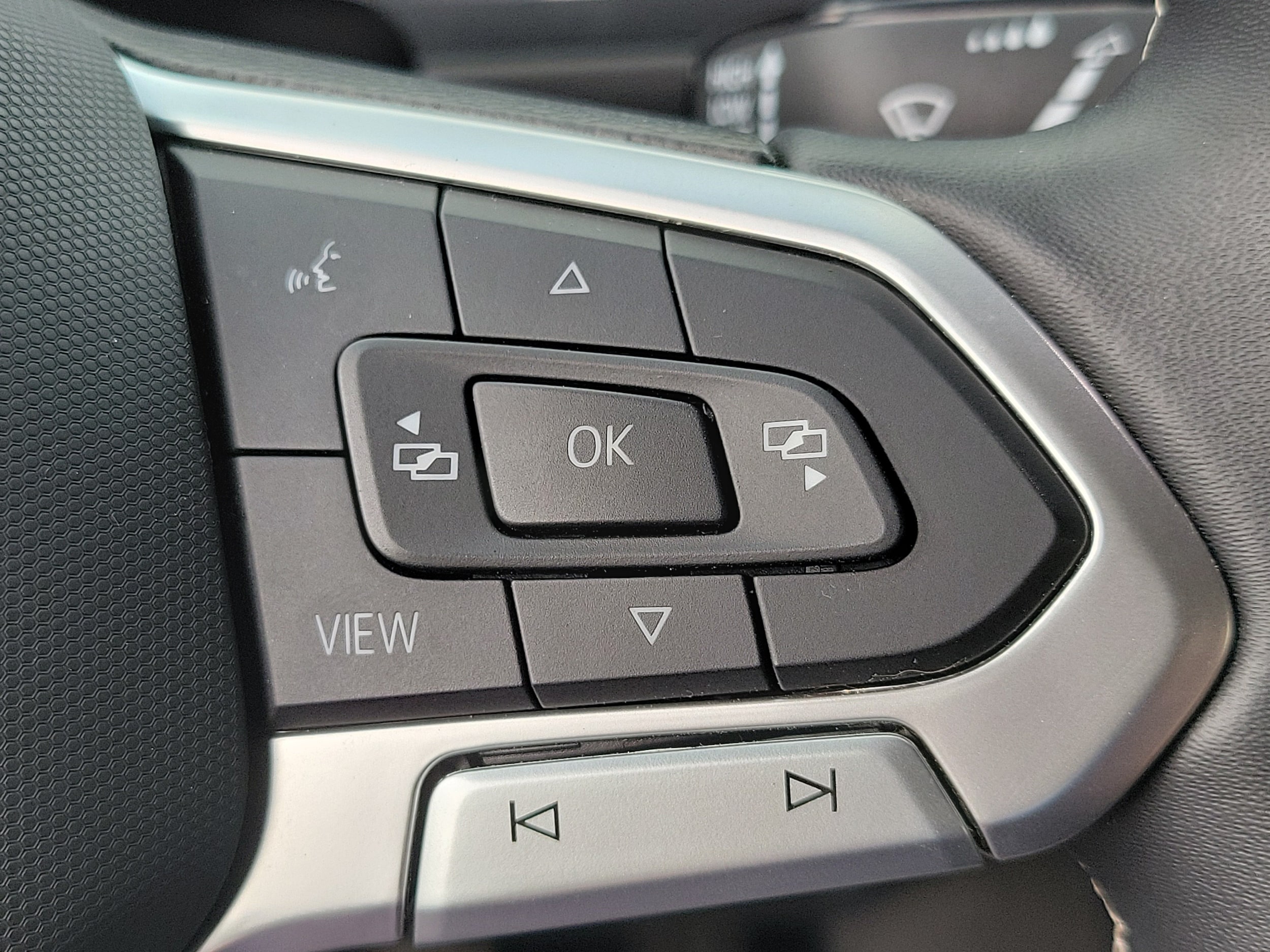 2023 Volkswagen Tiguan SE R-LINE BLACK - Photo 20