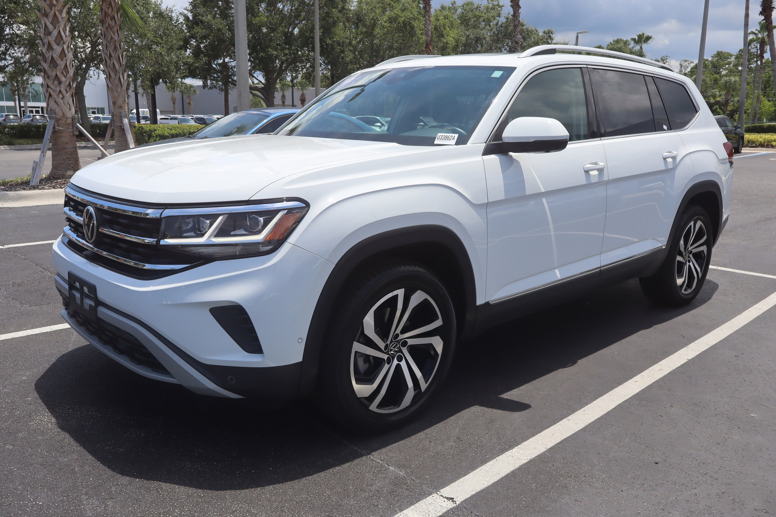 2021 Volkswagen Atlas SE Premium photo 4
