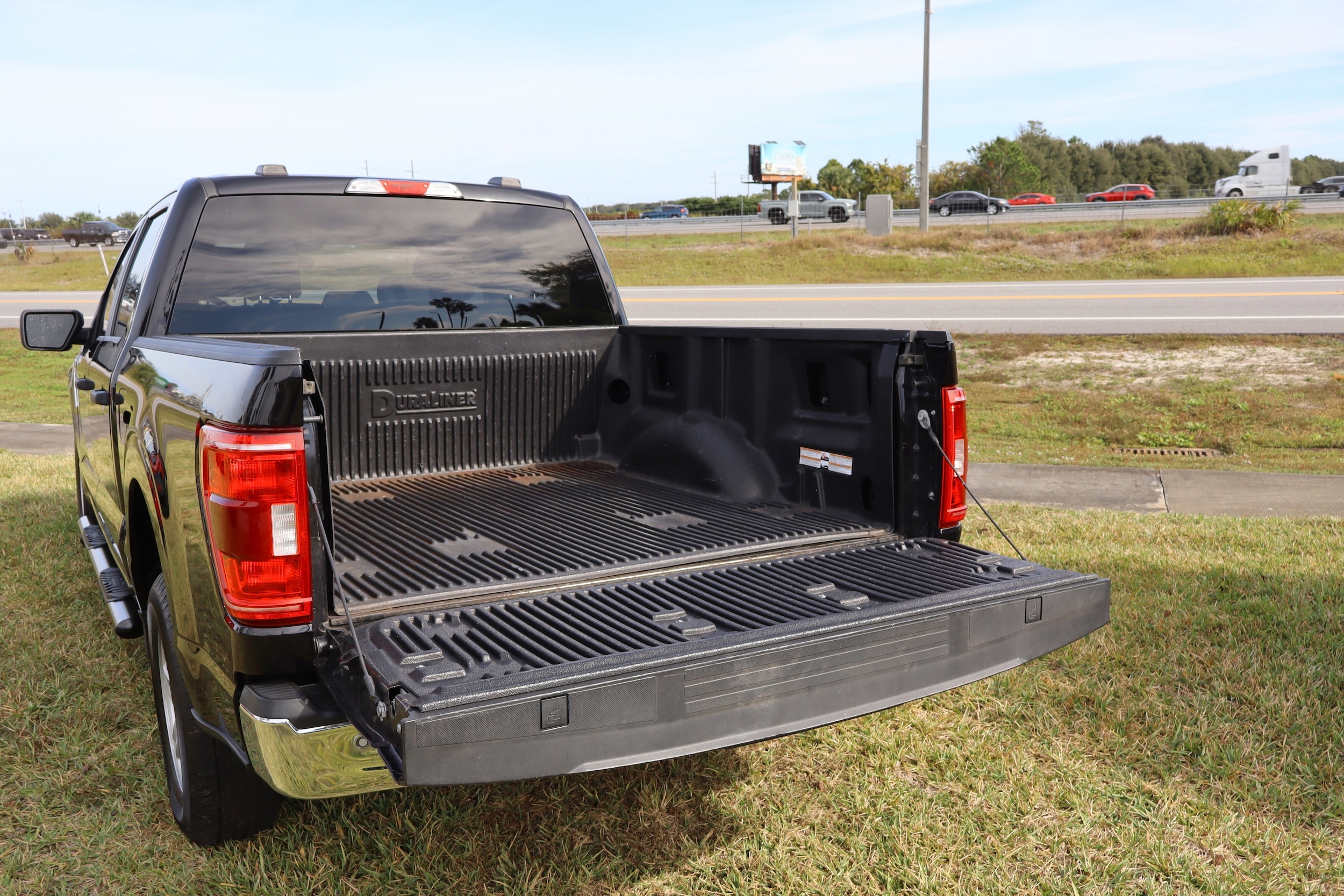 2023 Ford F-150 XLT - Photo 10