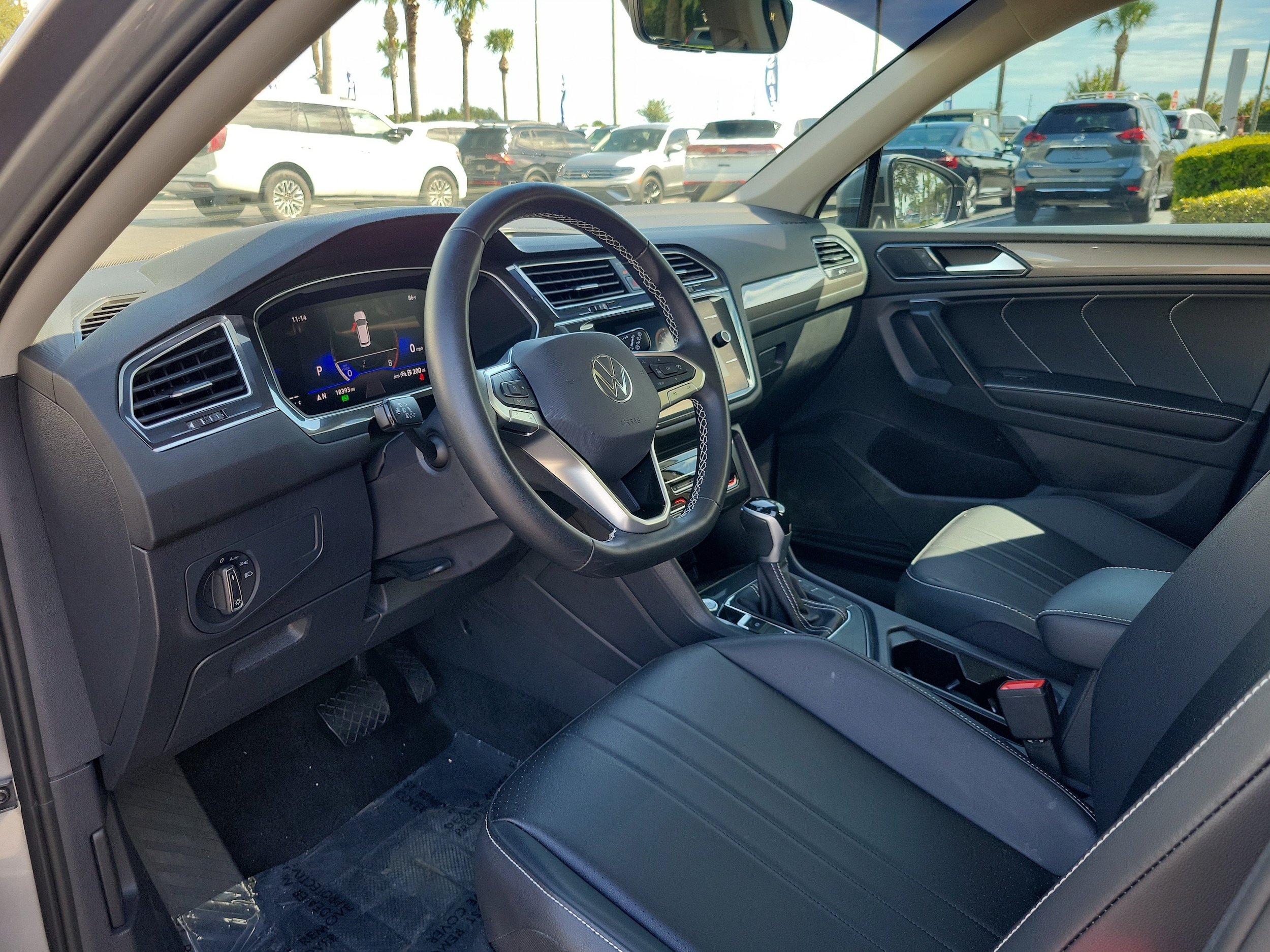 2024 Volkswagen Tiguan SE - Photo 17