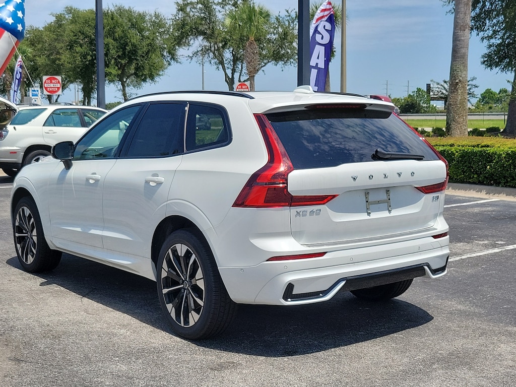 New 2026 Volvo XC60 B5 Plus SUV