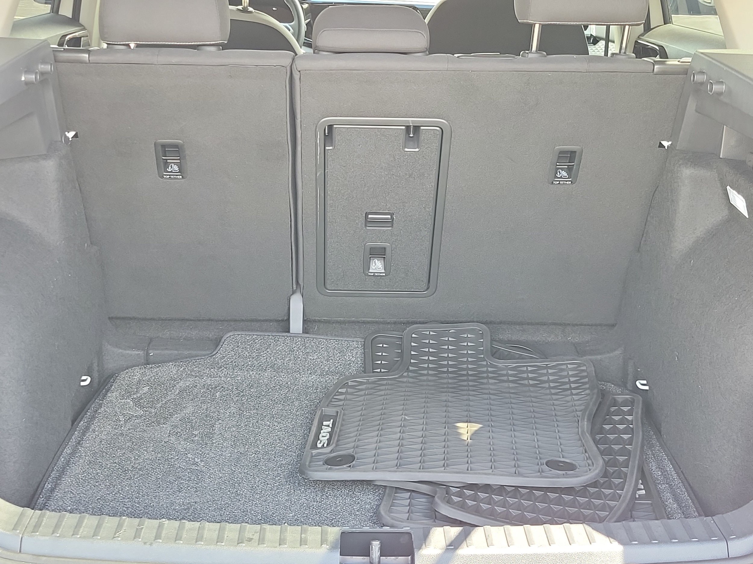 2024 Volkswagen Taos S - Photo 8