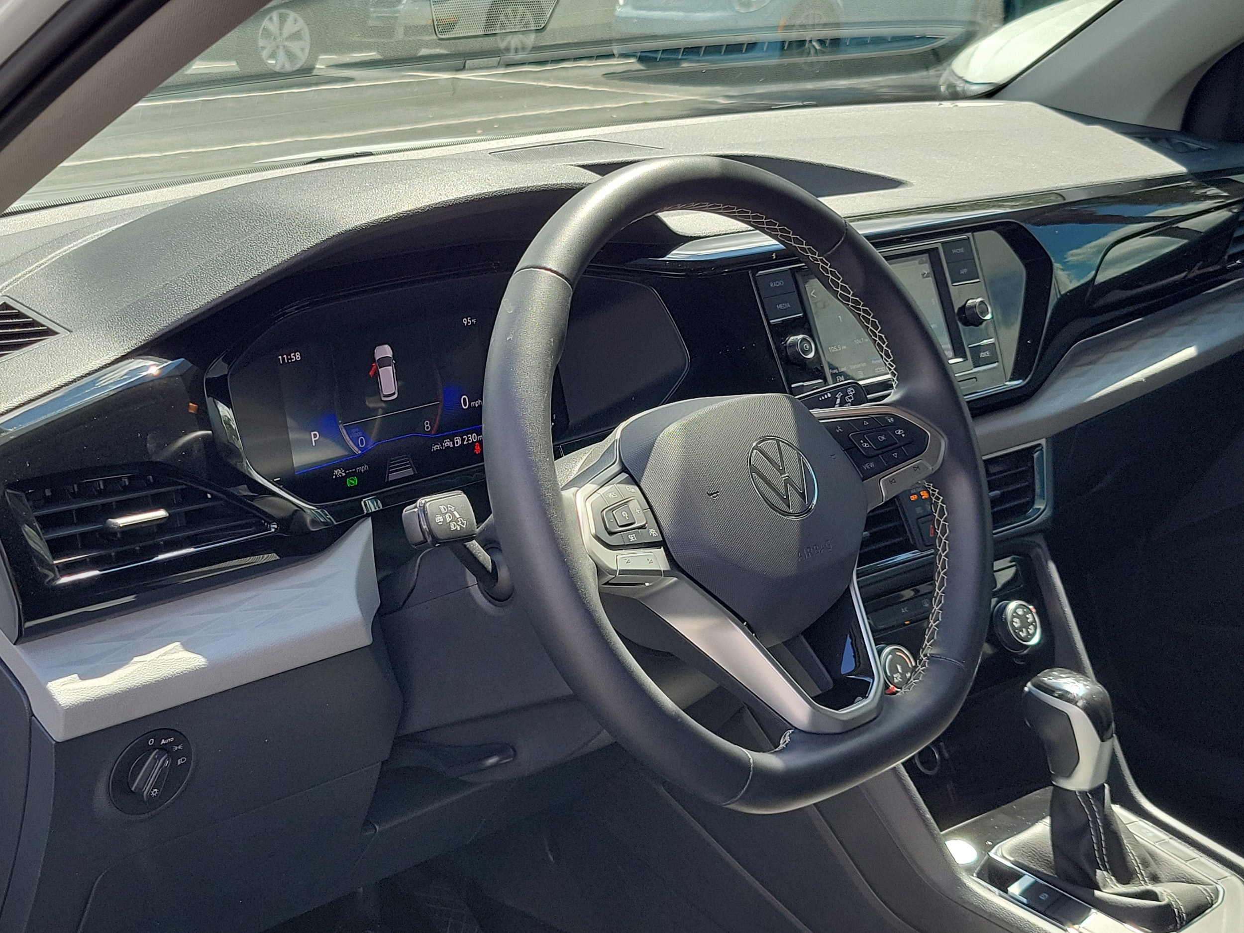2024 Volkswagen Taos S - Photo 15