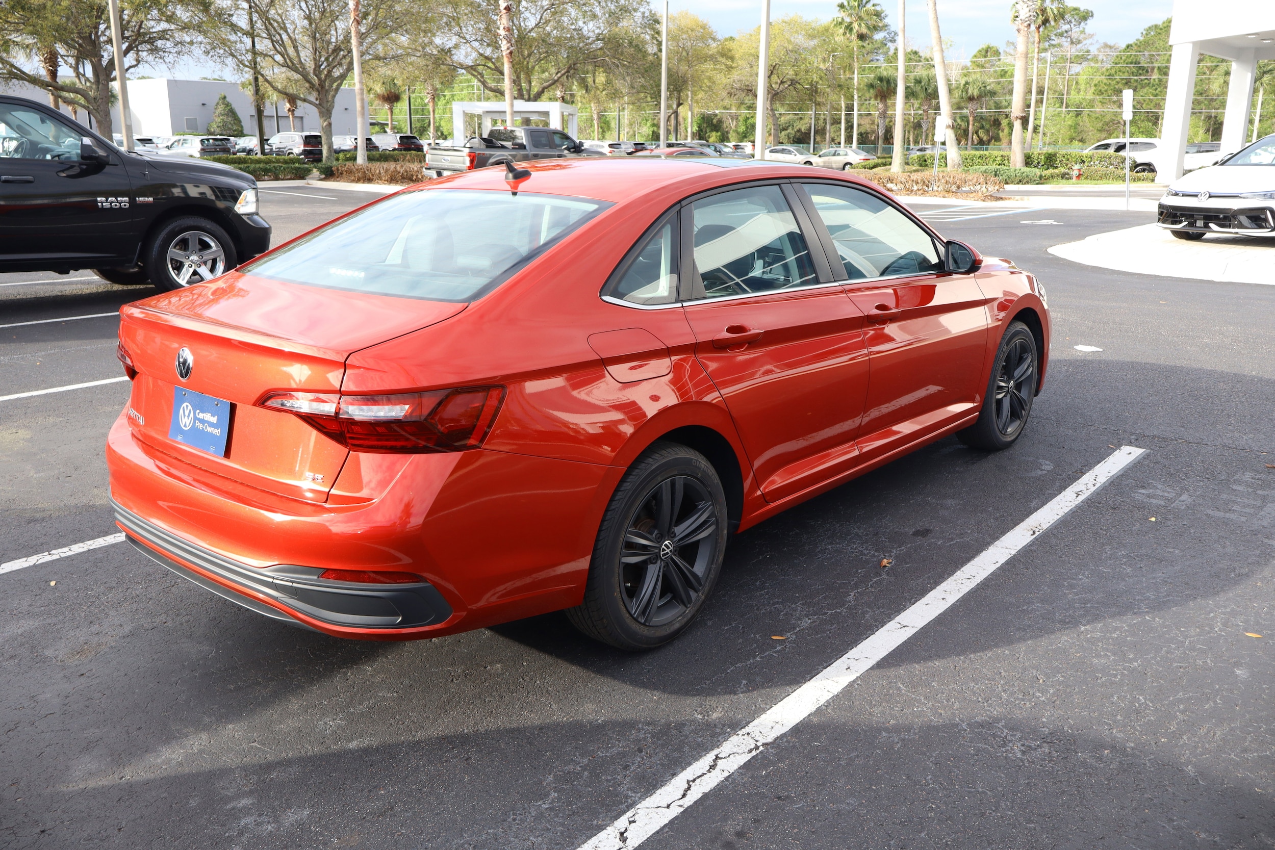 2022 Volkswagen Jetta SE - Photo 11