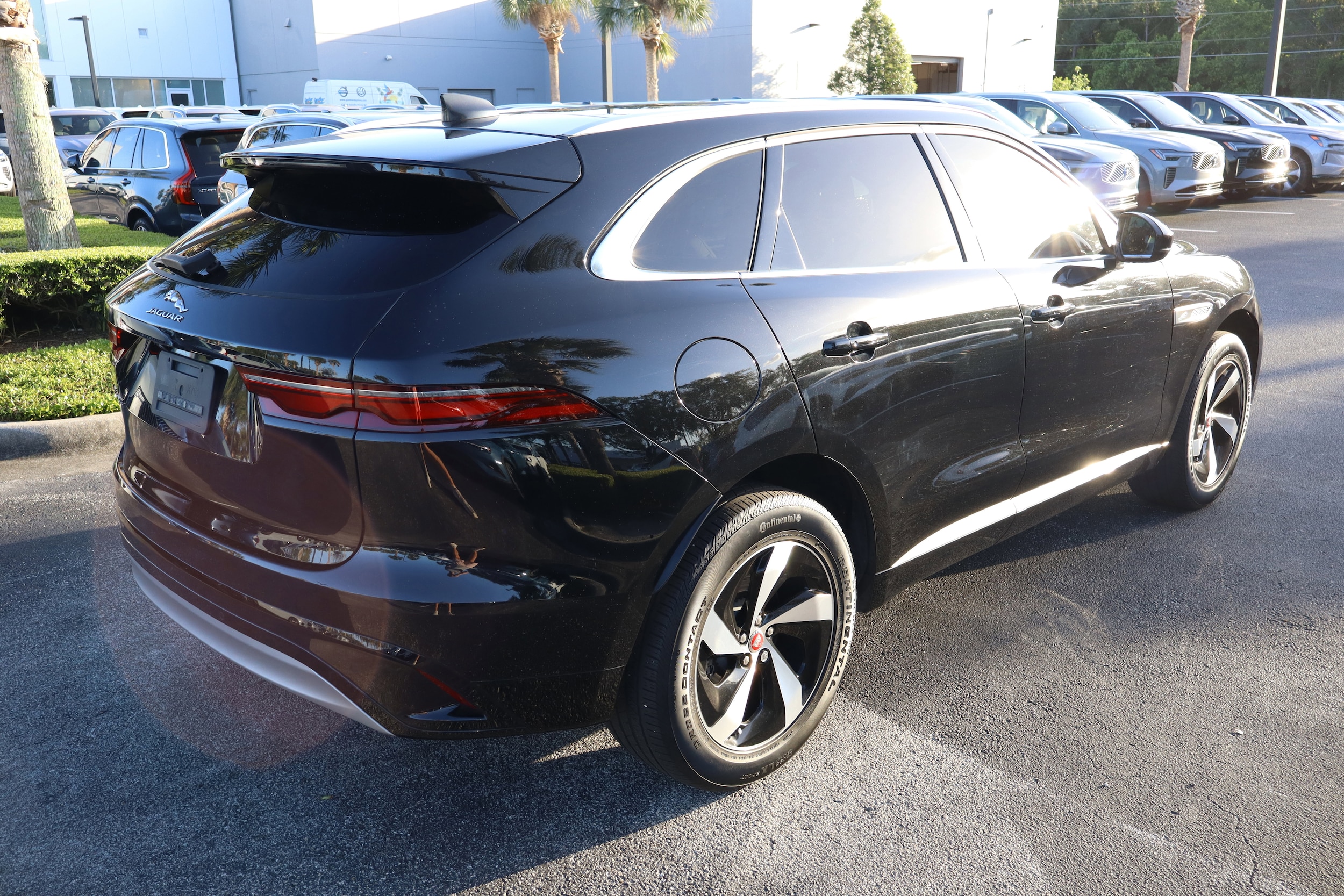 2022 Jaguar F-Pace S - Photo 8