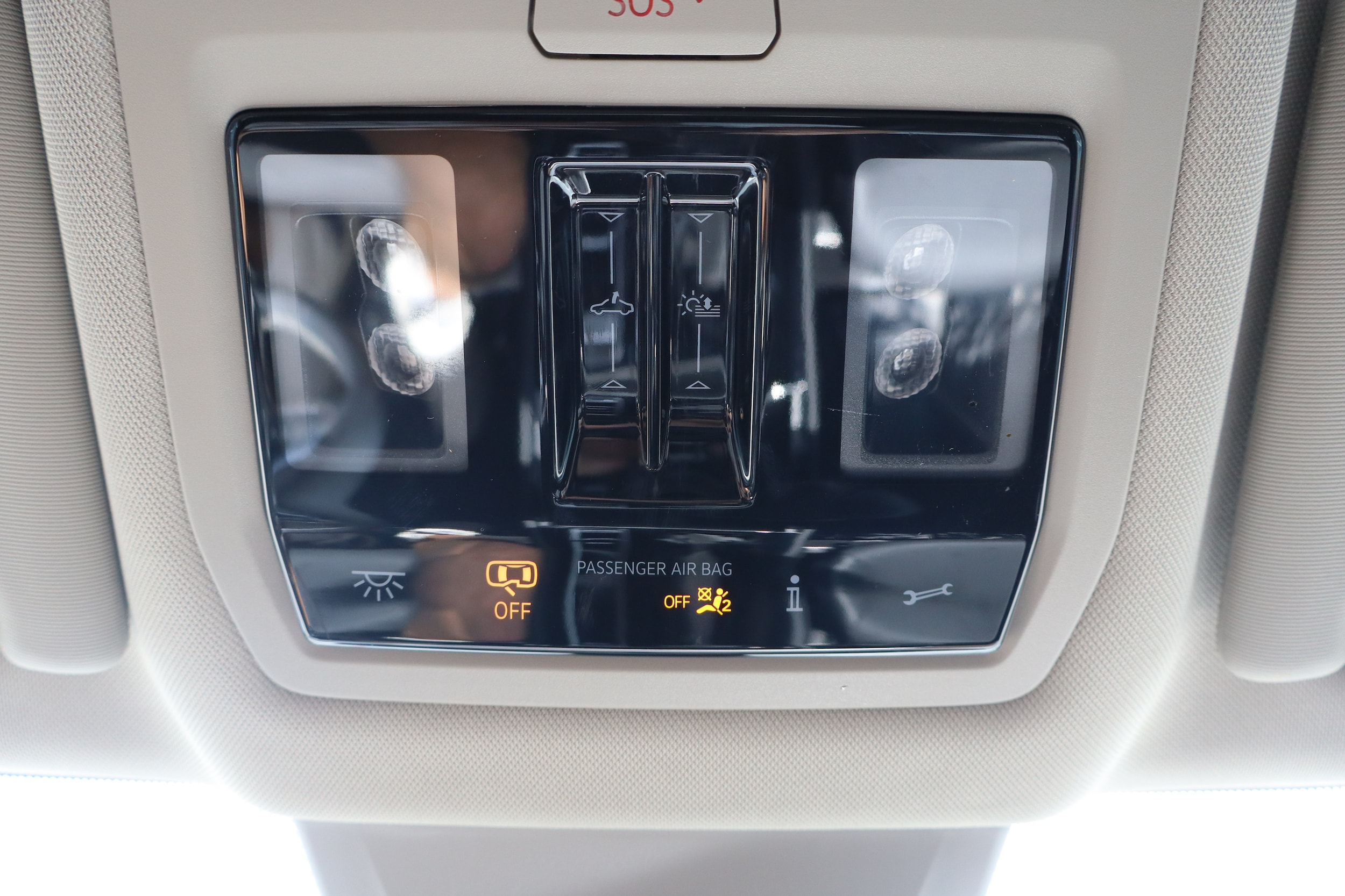2024 Volkswagen Atlas SE w/Tech - Photo 30