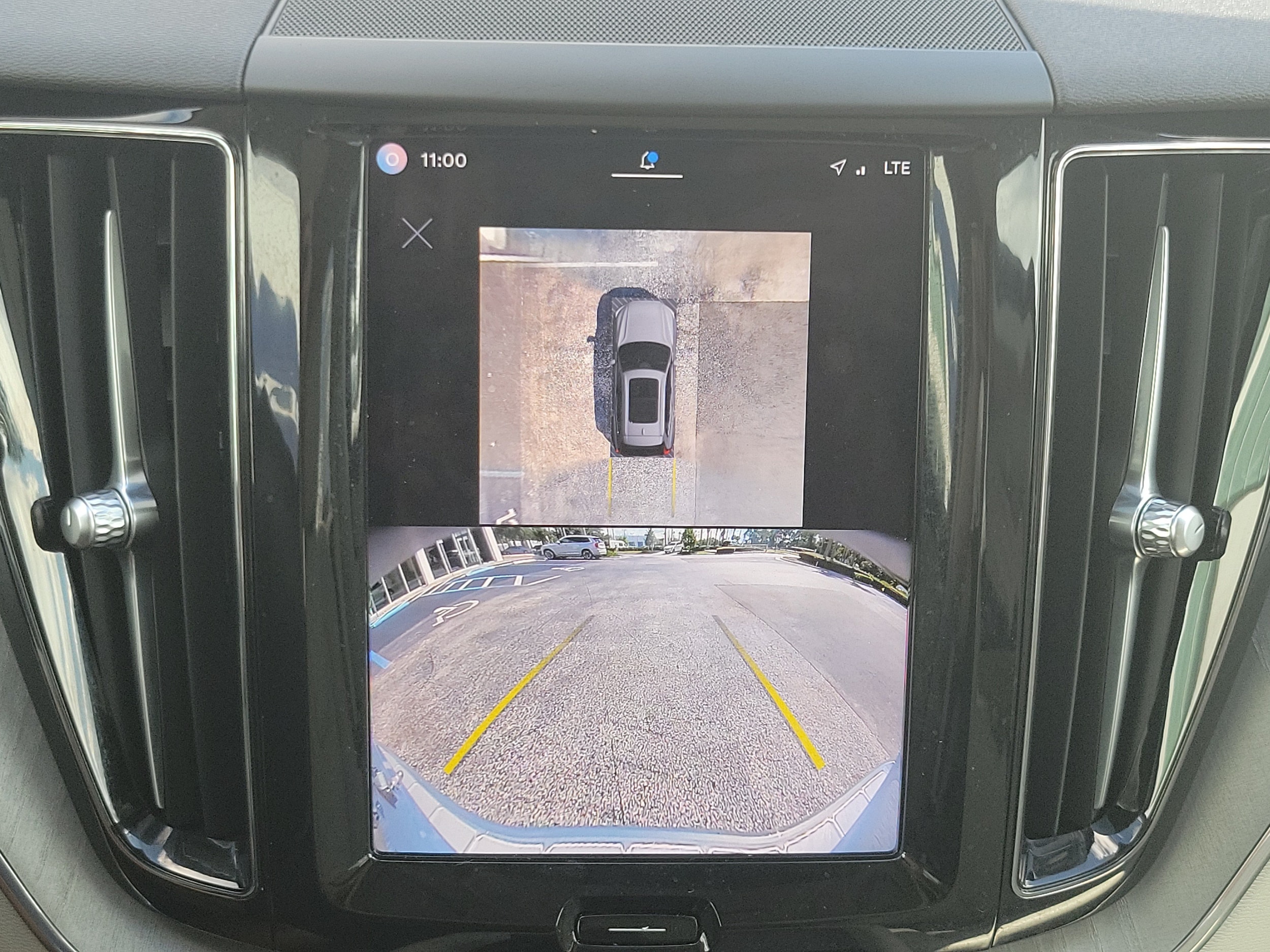 2024 Volvo XC60 Plus - Photo 21