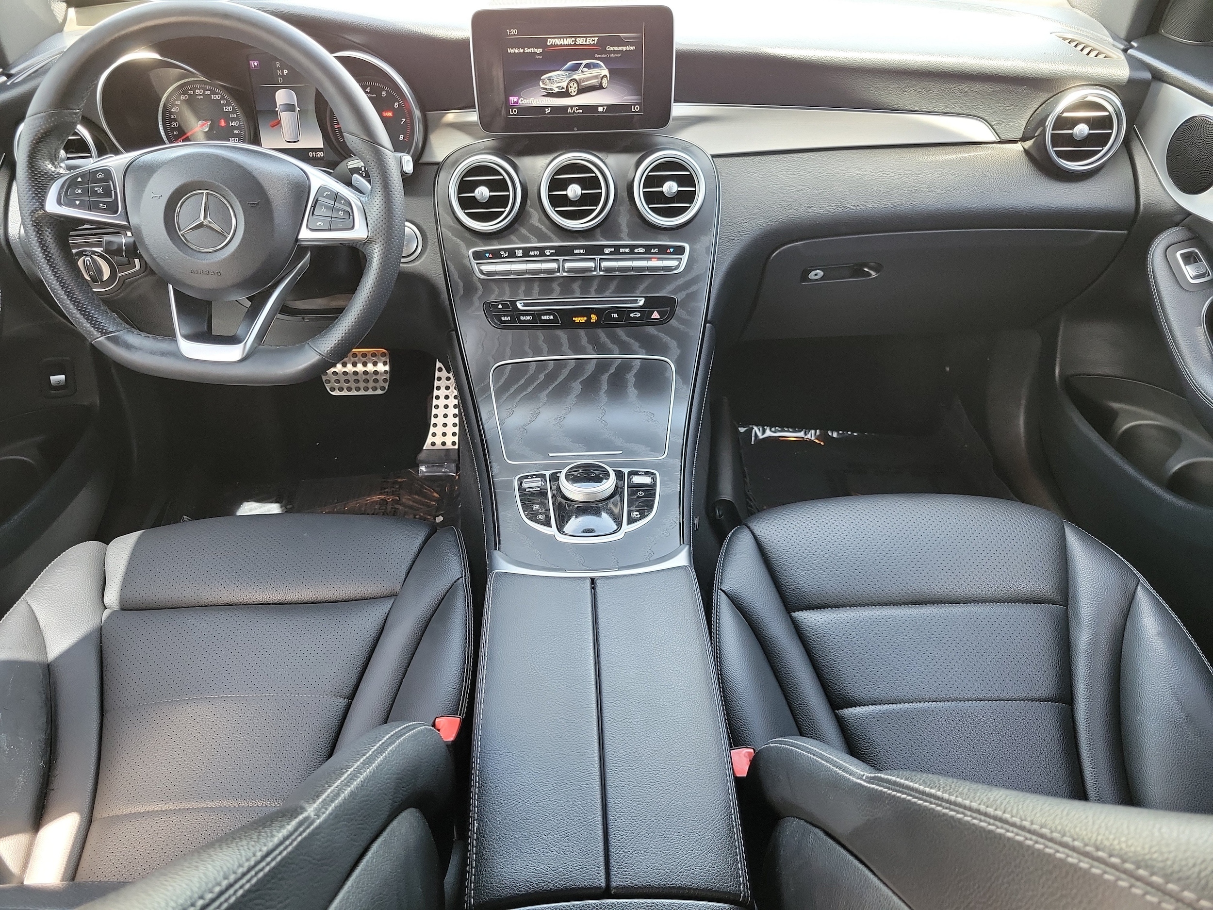 2019 Mercedes-Benz GLC GLC300 - Photo 12
