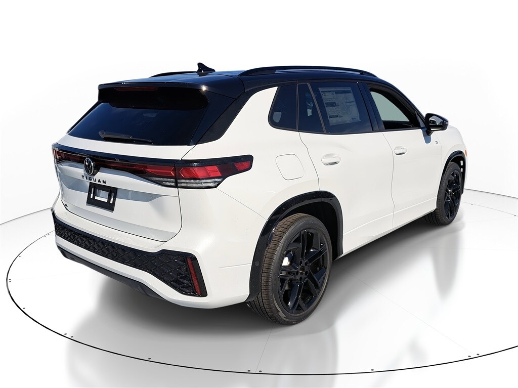 New 2026 Volkswagen Tiguan 2.0T SE SUV