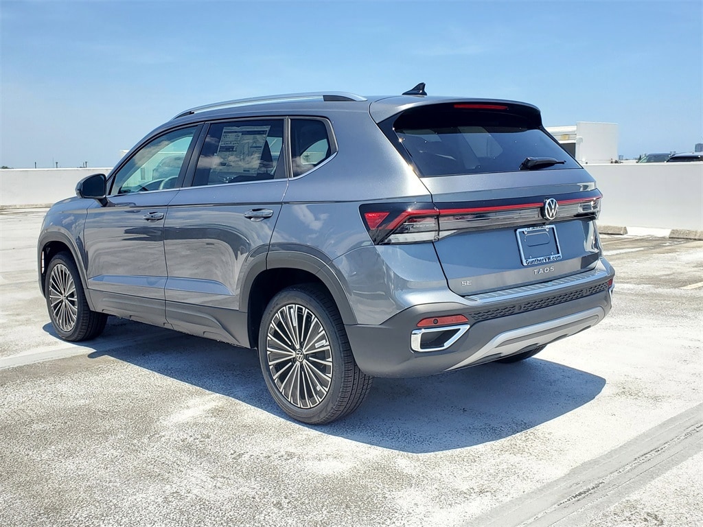 New 2025 Volkswagen Taos 1.5T SE SUV