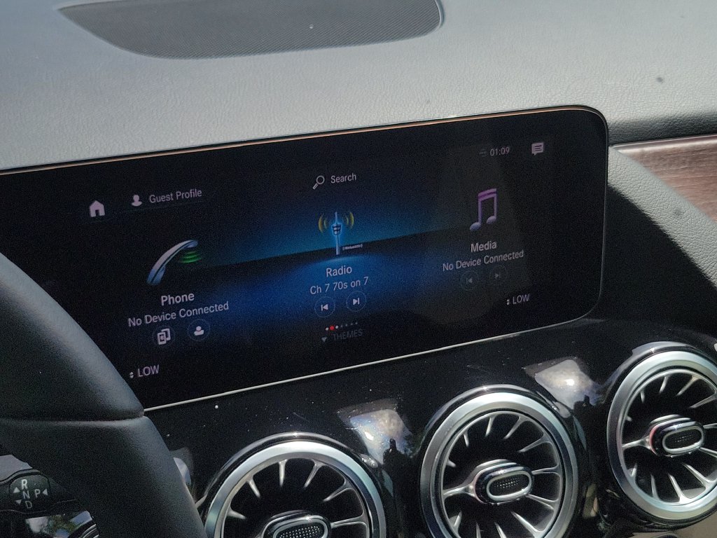 2023 Mercedes-Benz GLA Base - Photo 27