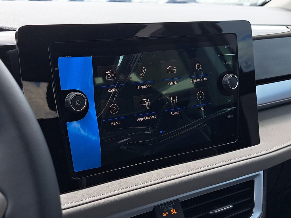 2025 Volkswagen Taos SE - Photo 27