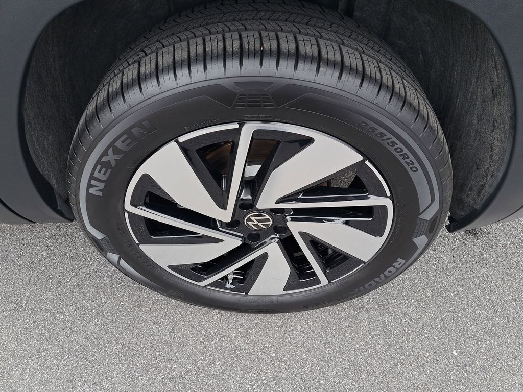 2025 Volkswagen Atlas SEL - Photo 9