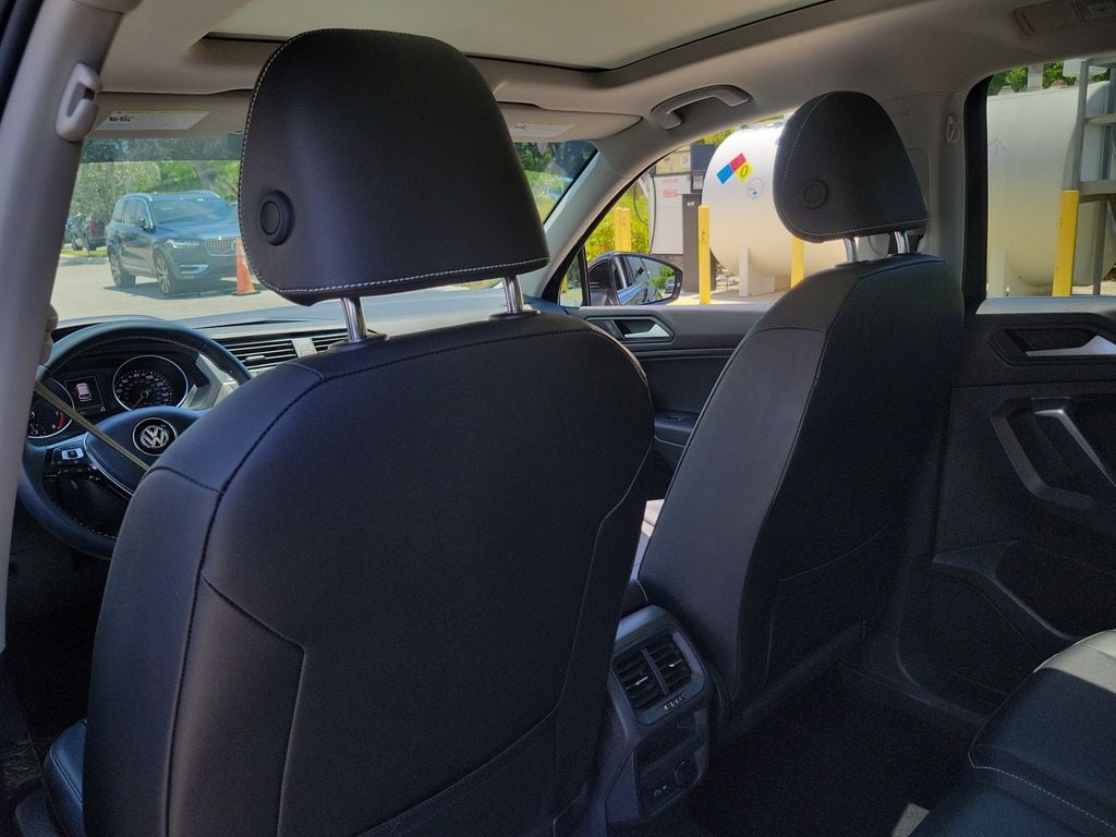 2021 Volkswagen Tiguan SE - Photo 10