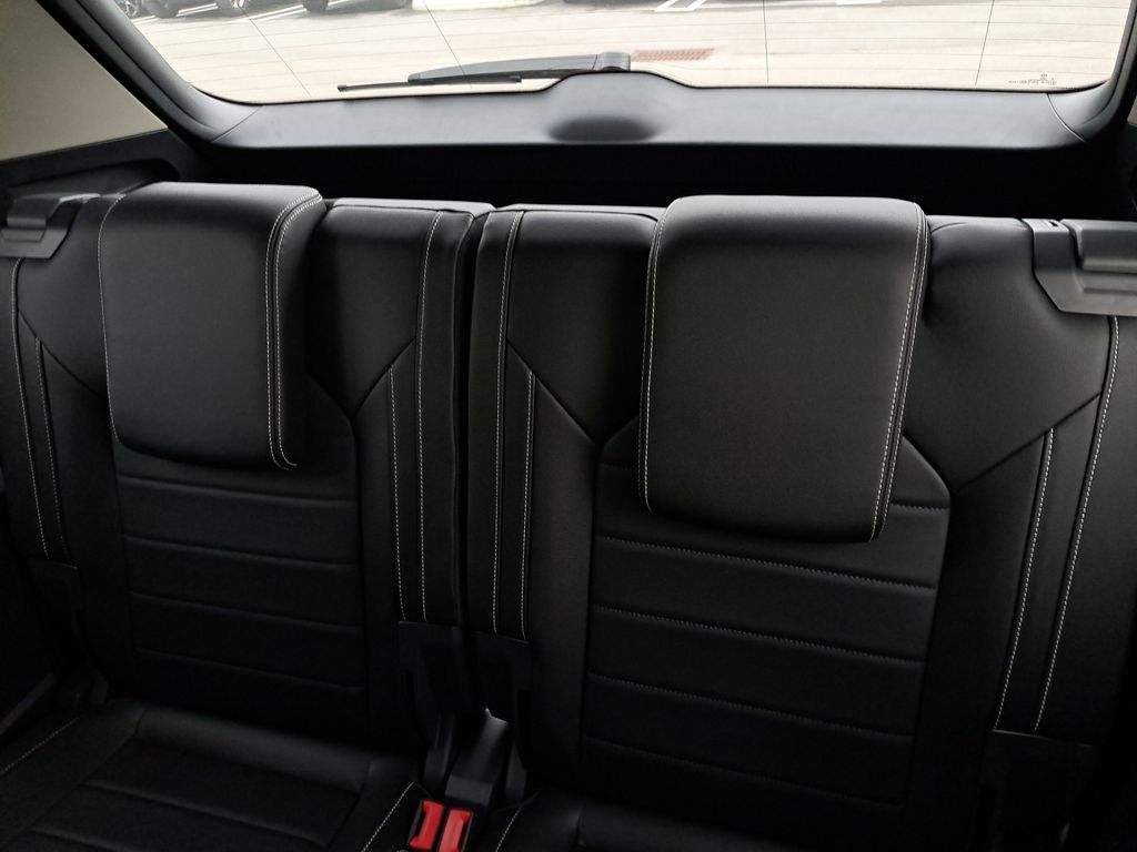 2025 Volkswagen Atlas SEL - Photo 11