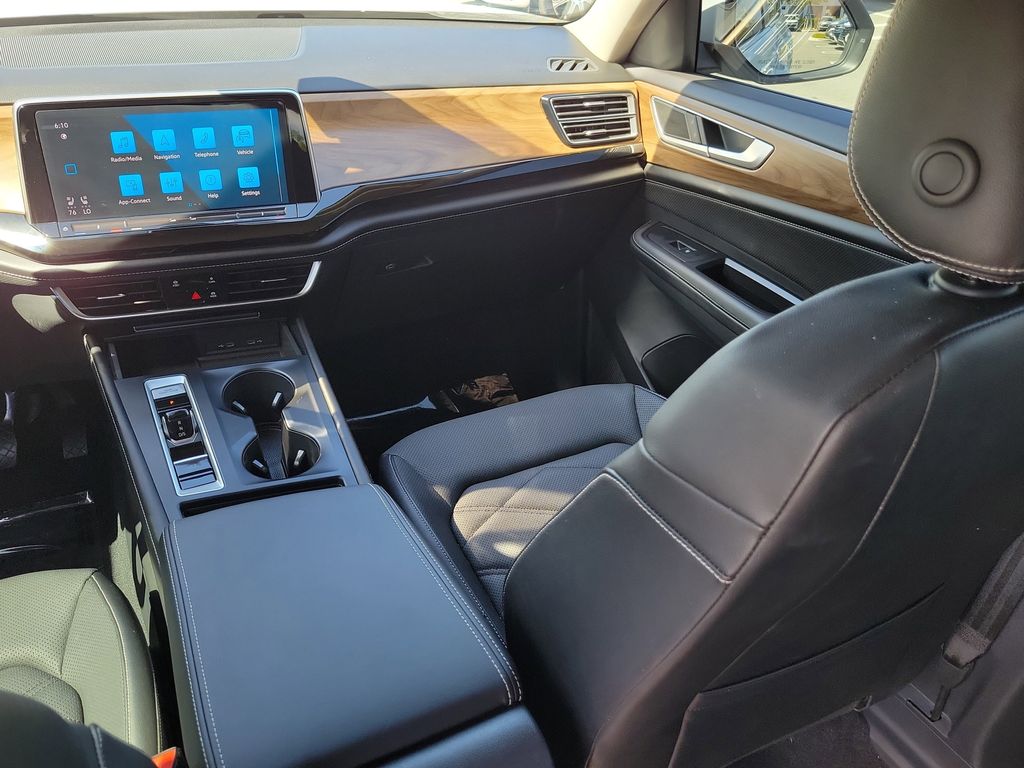 2024 Volkswagen Atlas SE - Photo 15