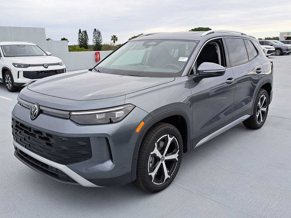 New 2026 Volkswagen Tiguan 2.0T SE SUV
