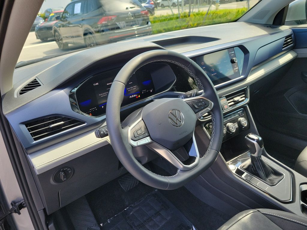2024 Volkswagen Taos SE - Photo 20