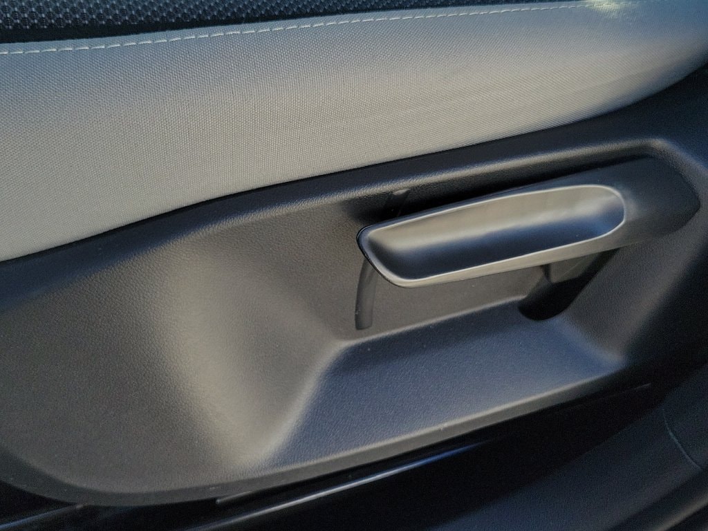 2023 Volkswagen Taos S - Photo 22