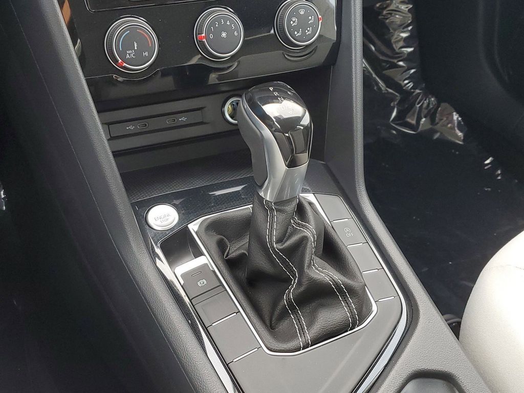 2025 Volkswagen Taos S - Photo 36
