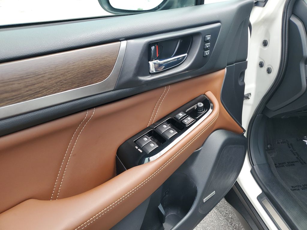 2018 Subaru Outback Touring - Photo 20
