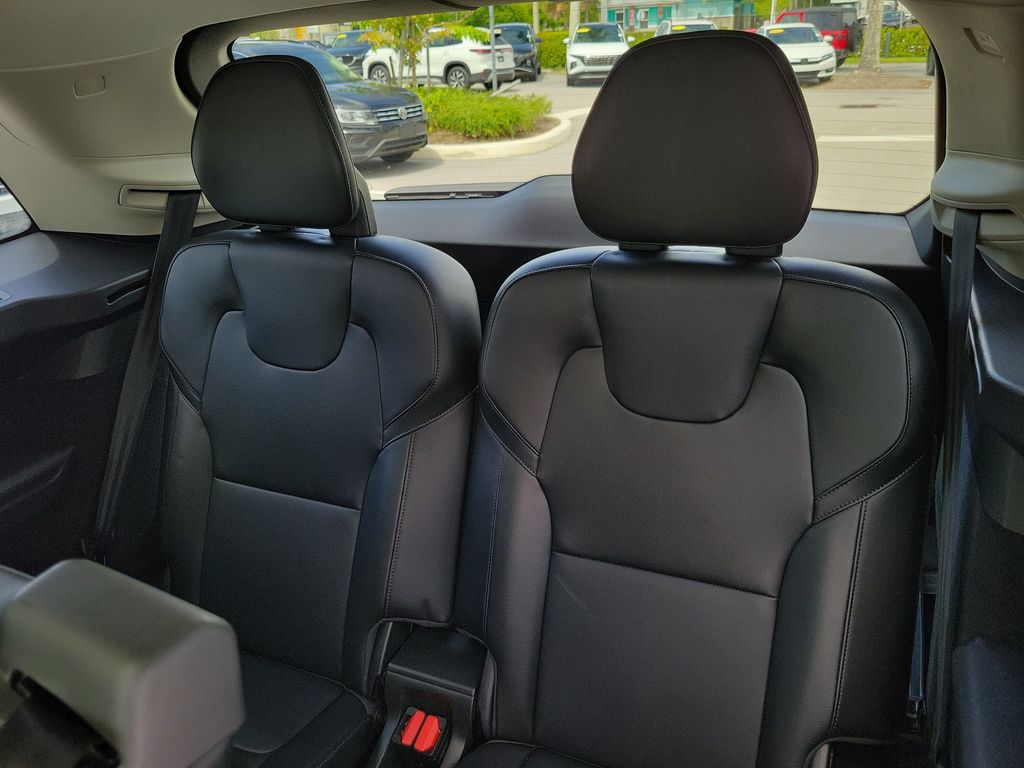 2019 Volvo XC90 Momentum - Photo 11