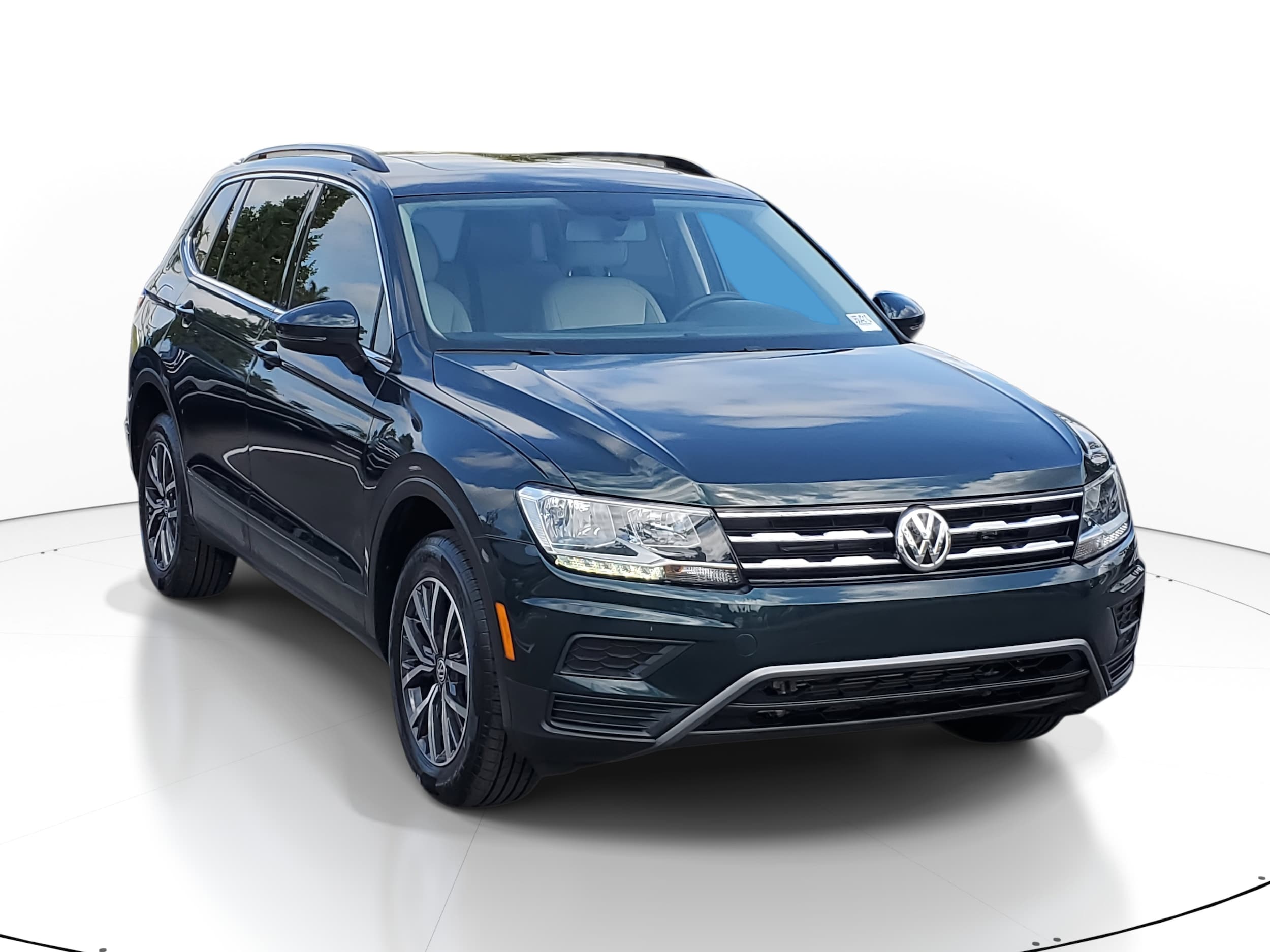 Full Hood & Fender + Mirror Kit | VOLKSWAGEN TIGUAN TRENDLINE 2024 Full Hood & Fender + Mirror Kit | VOLKSWAGEN TIGUAN TRENDLINE 2024