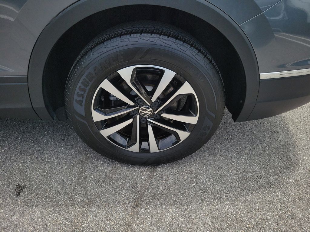 2024 Volkswagen Tiguan S - Photo 7