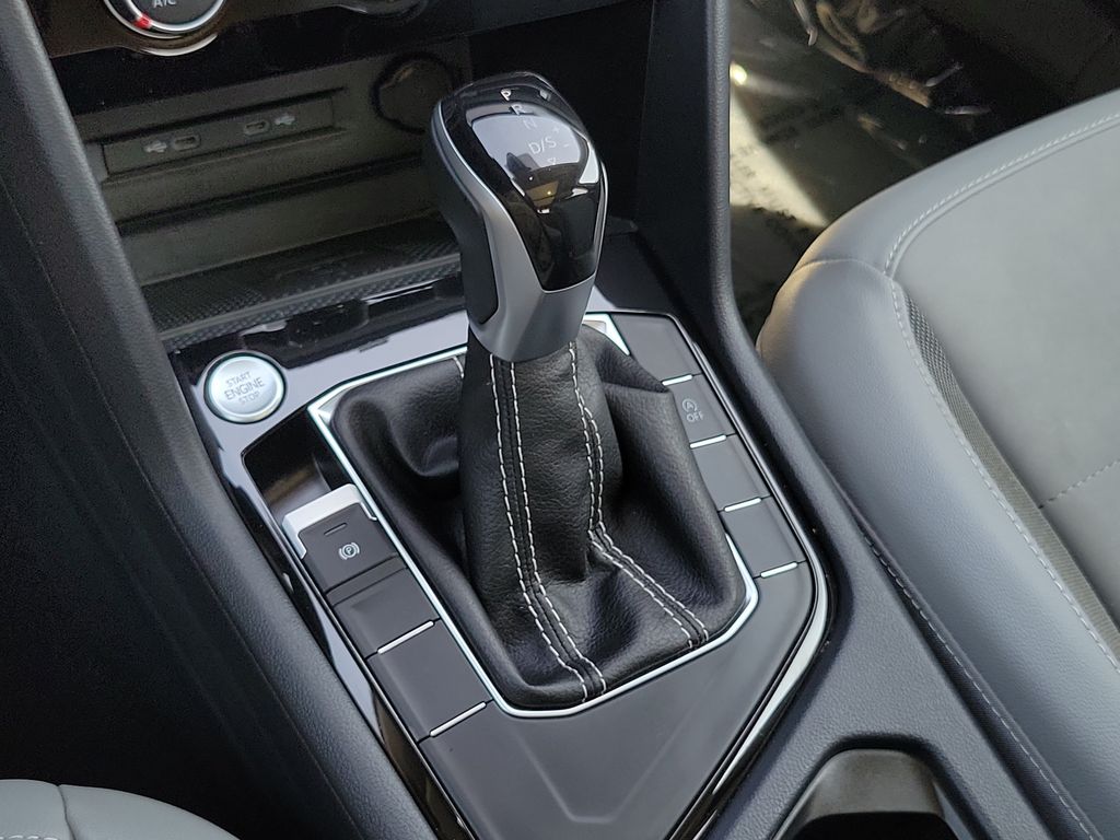 2023 Volkswagen Taos SE - Photo 29