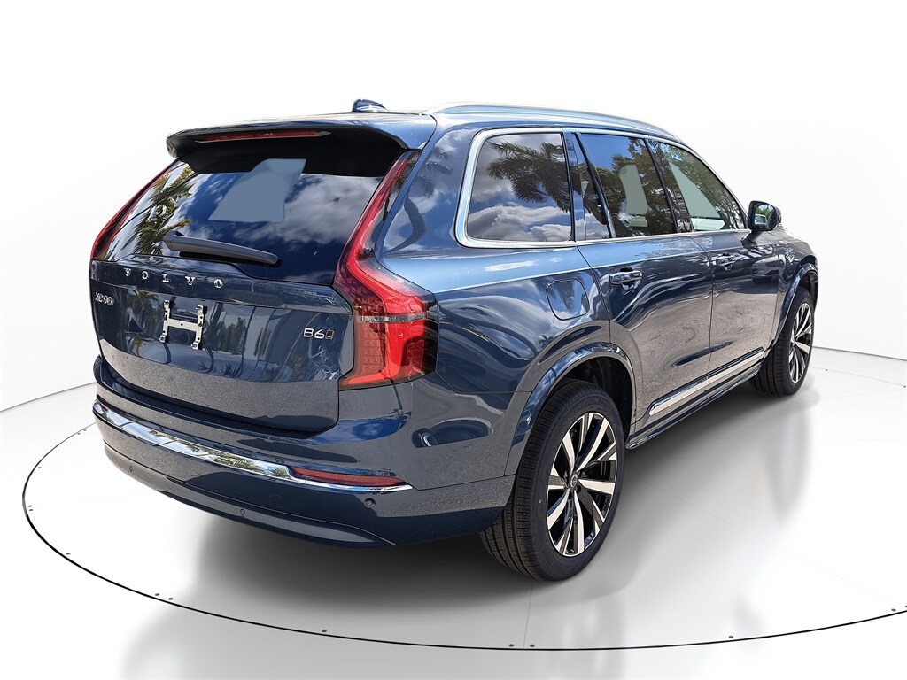 New 2026 Volvo XC90 B6 Core SUV