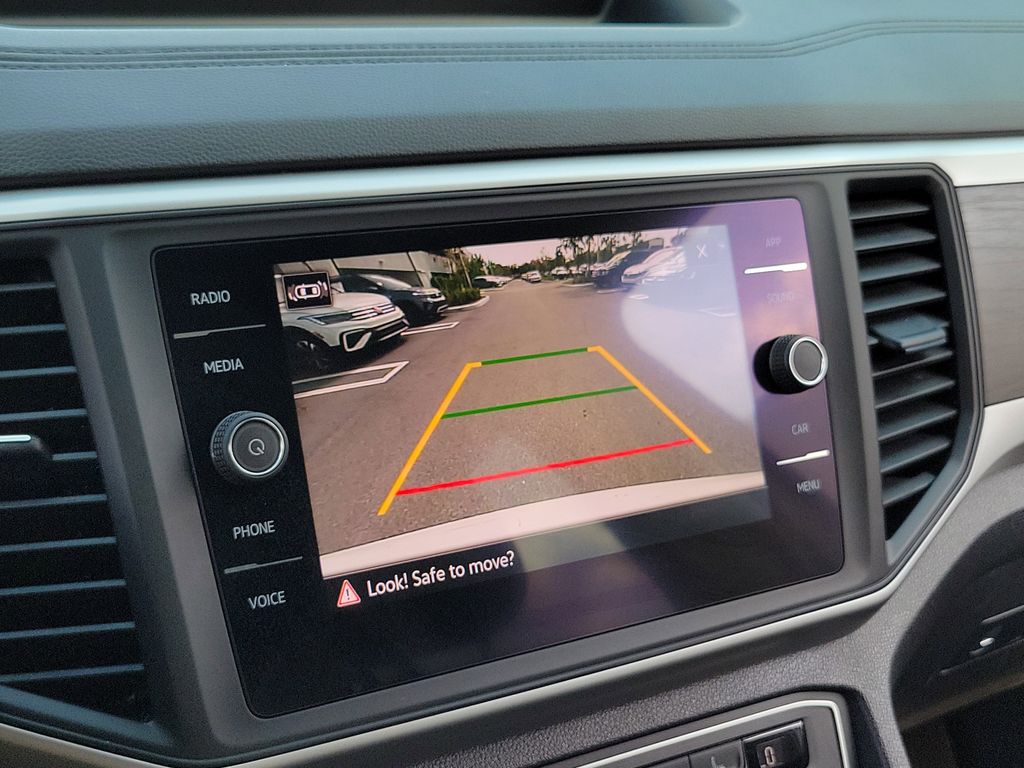 2021 Volkswagen Atlas SE w/Tech - Photo 30