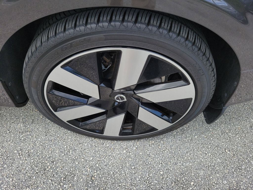 2024 Volvo S60 Plus - Photo 8