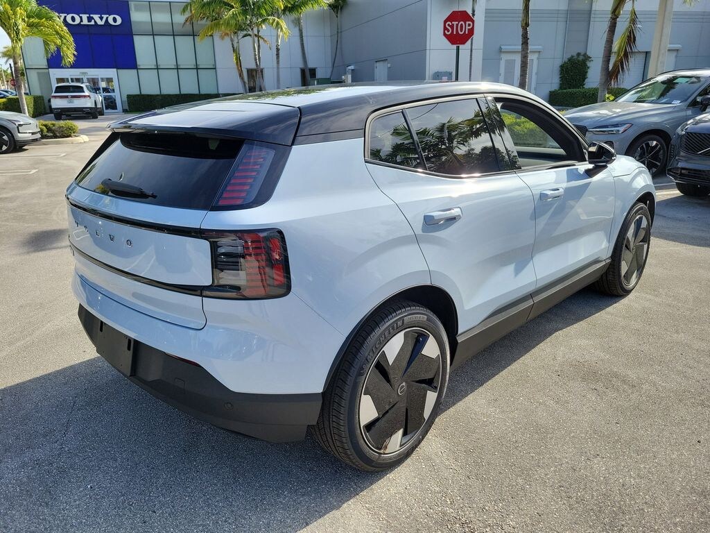 New 2026 Volvo EX30 Twin Motor Plus SUV