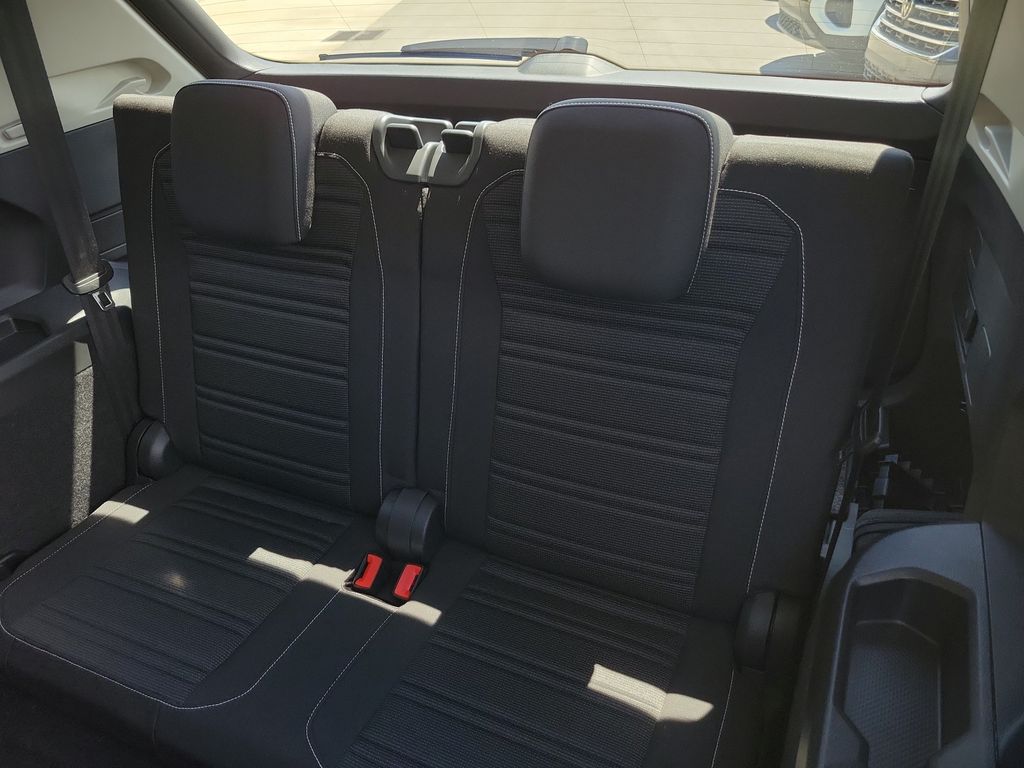 2023 Volkswagen Tiguan S - Photo 9