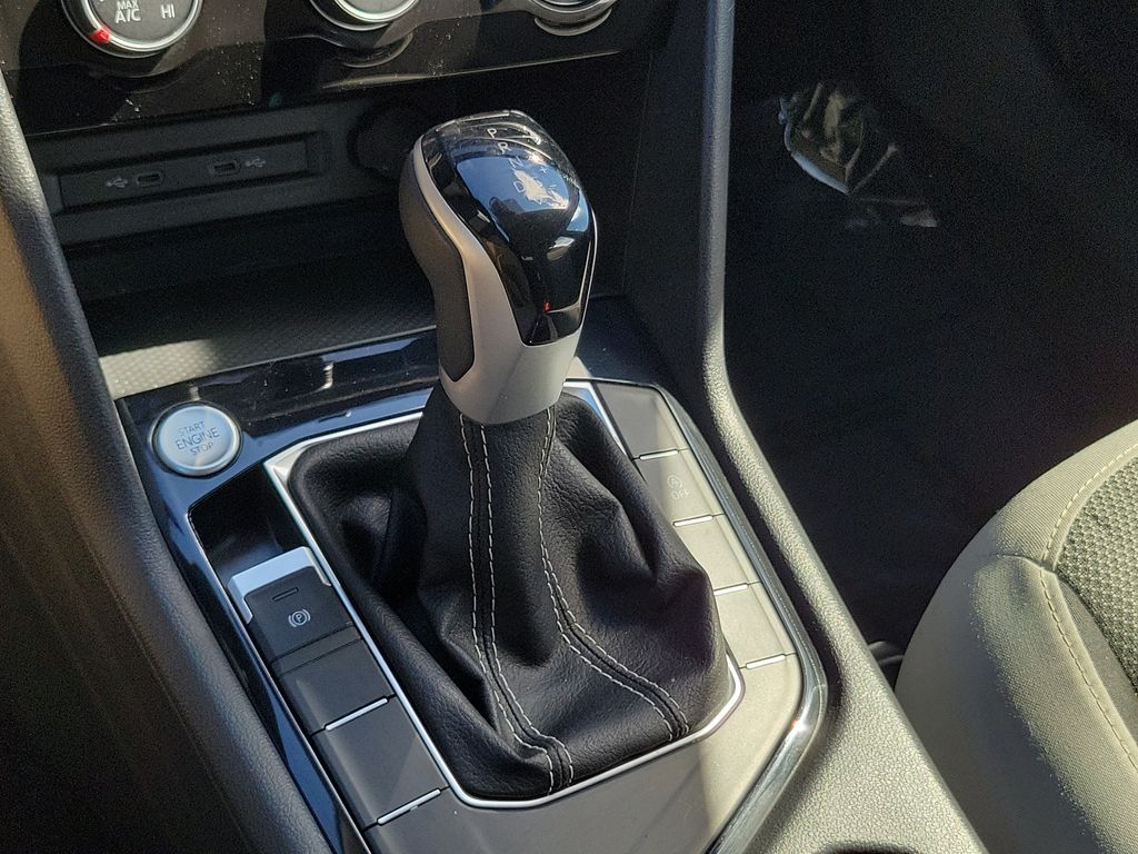 2024 Volkswagen Taos S - Photo 30