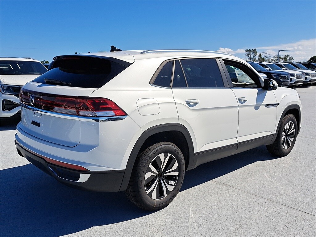 New 2026 Volkswagen Atlas Cross Sport 2.0T SE SUV